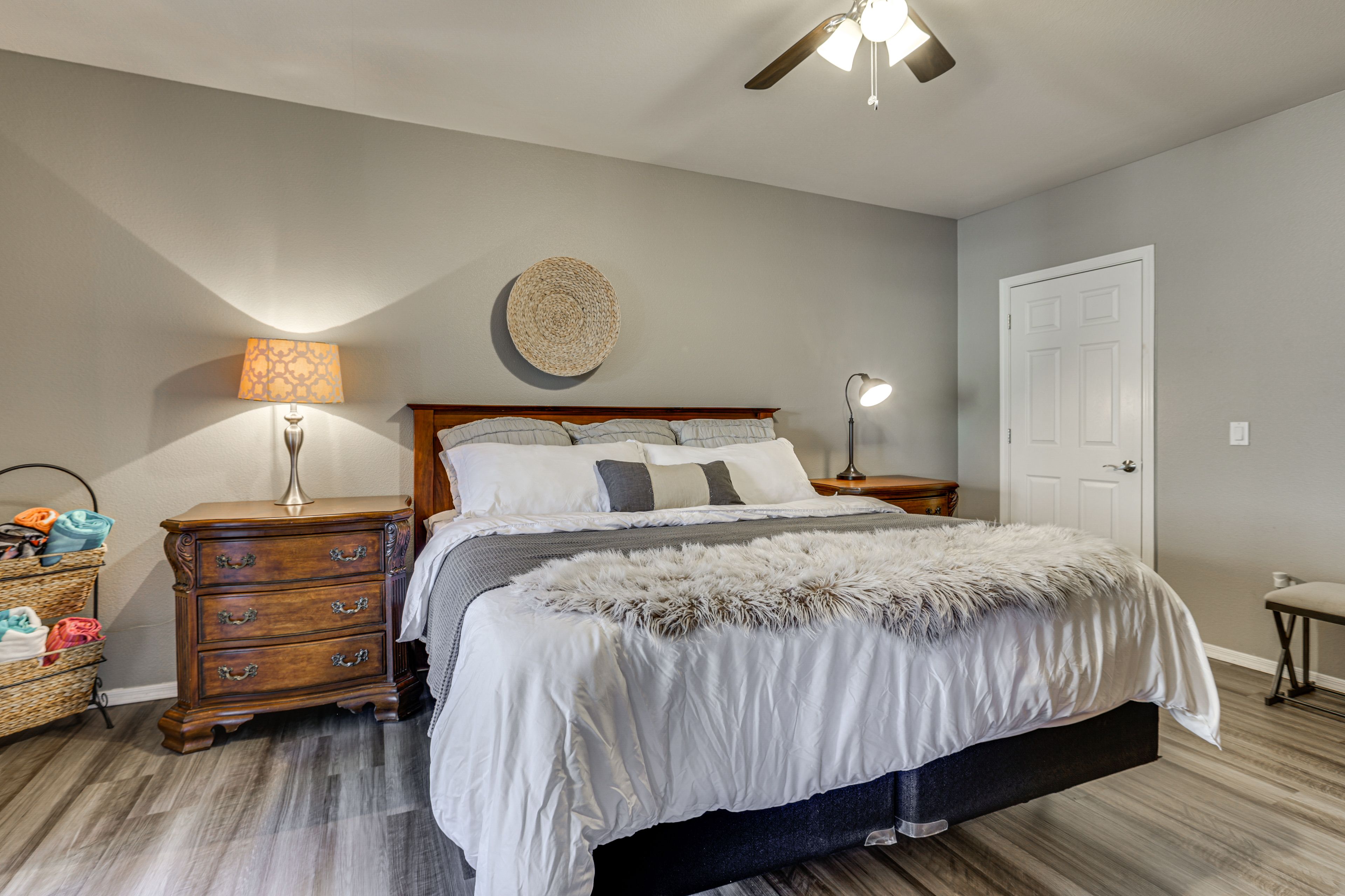 Bedroom 1 | King Bed | Walk-In Closet