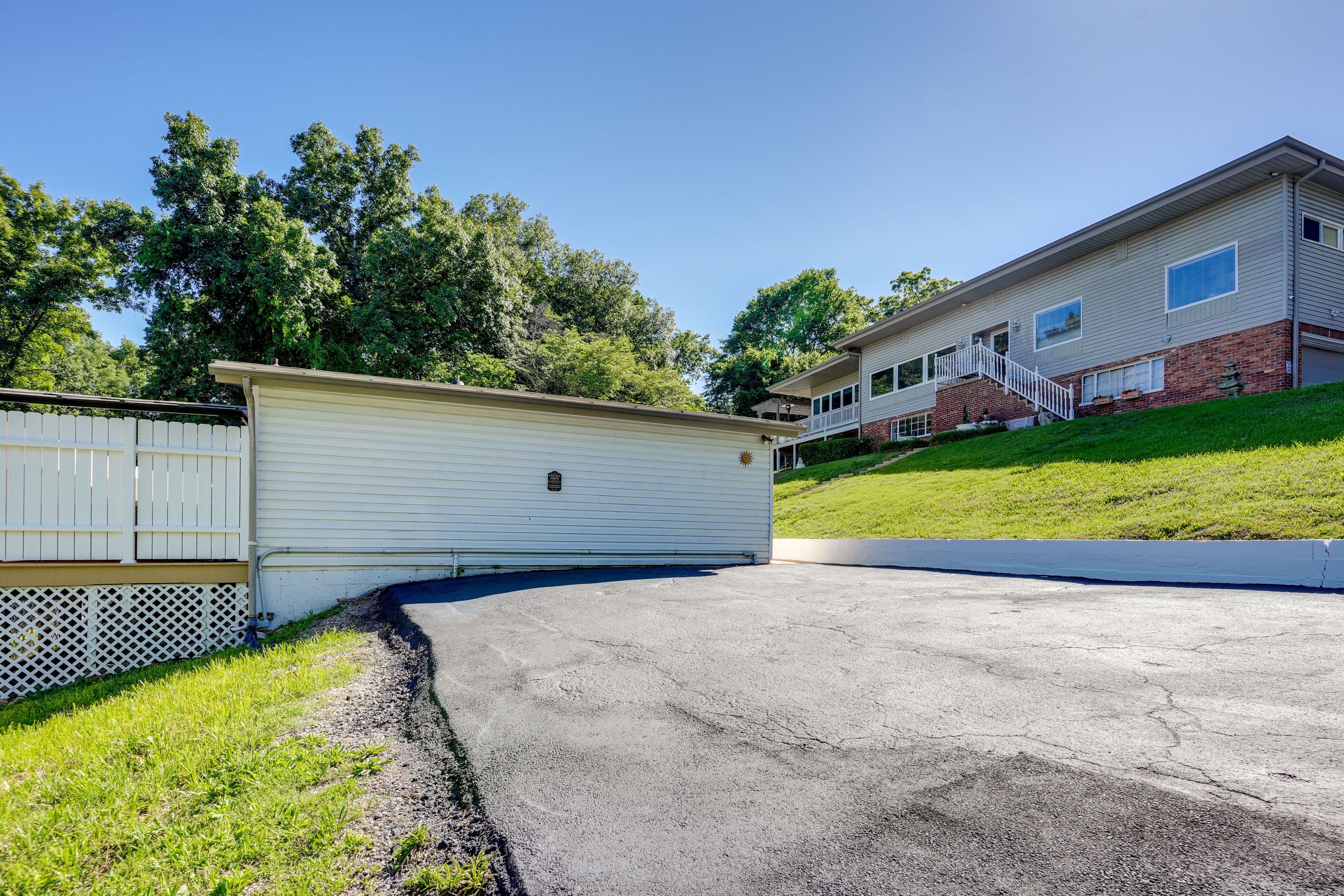 Parking | Driveway (2 Vehicles) | Trailer Parking Allowed On-Site