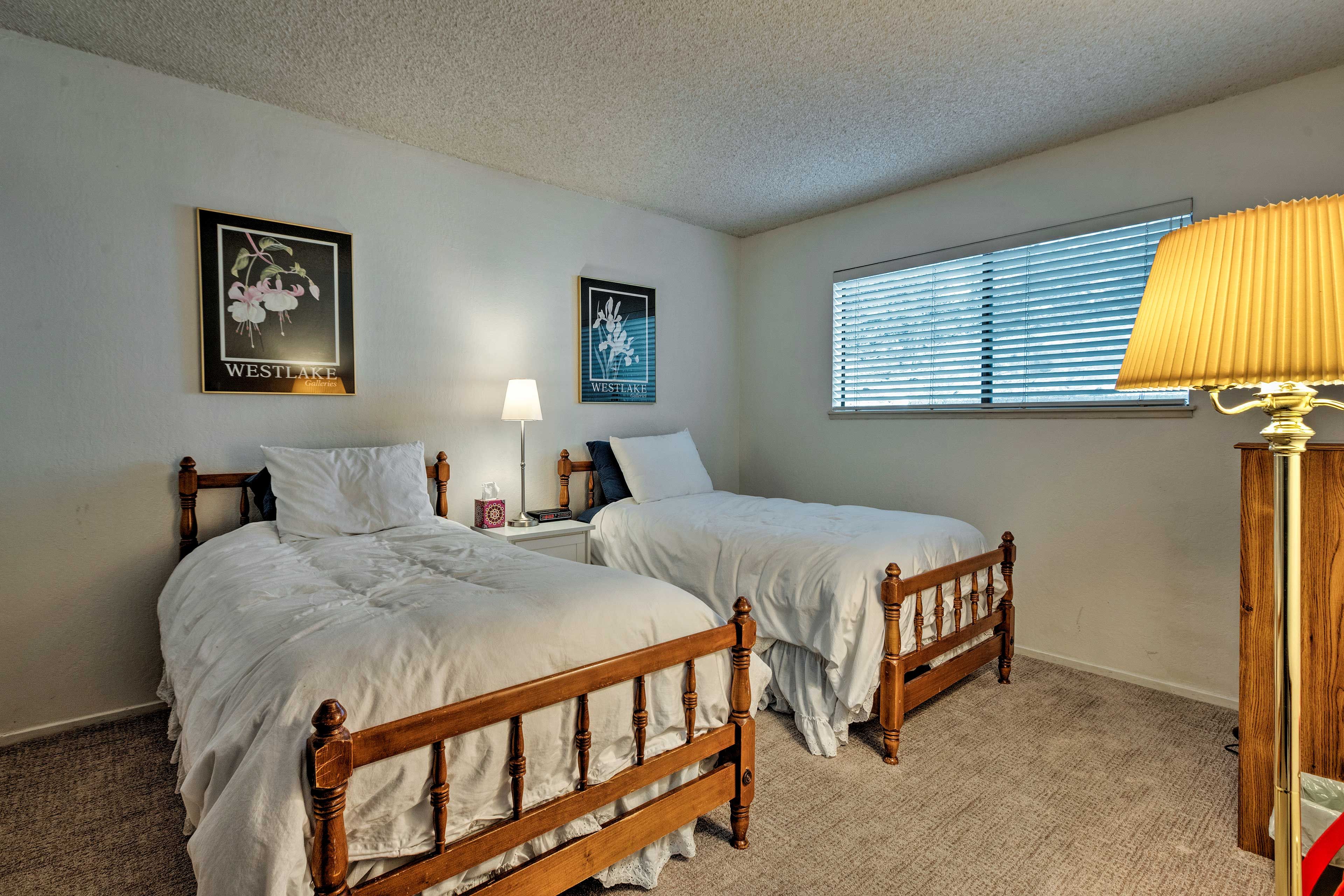 This room includes 2 twin beds.