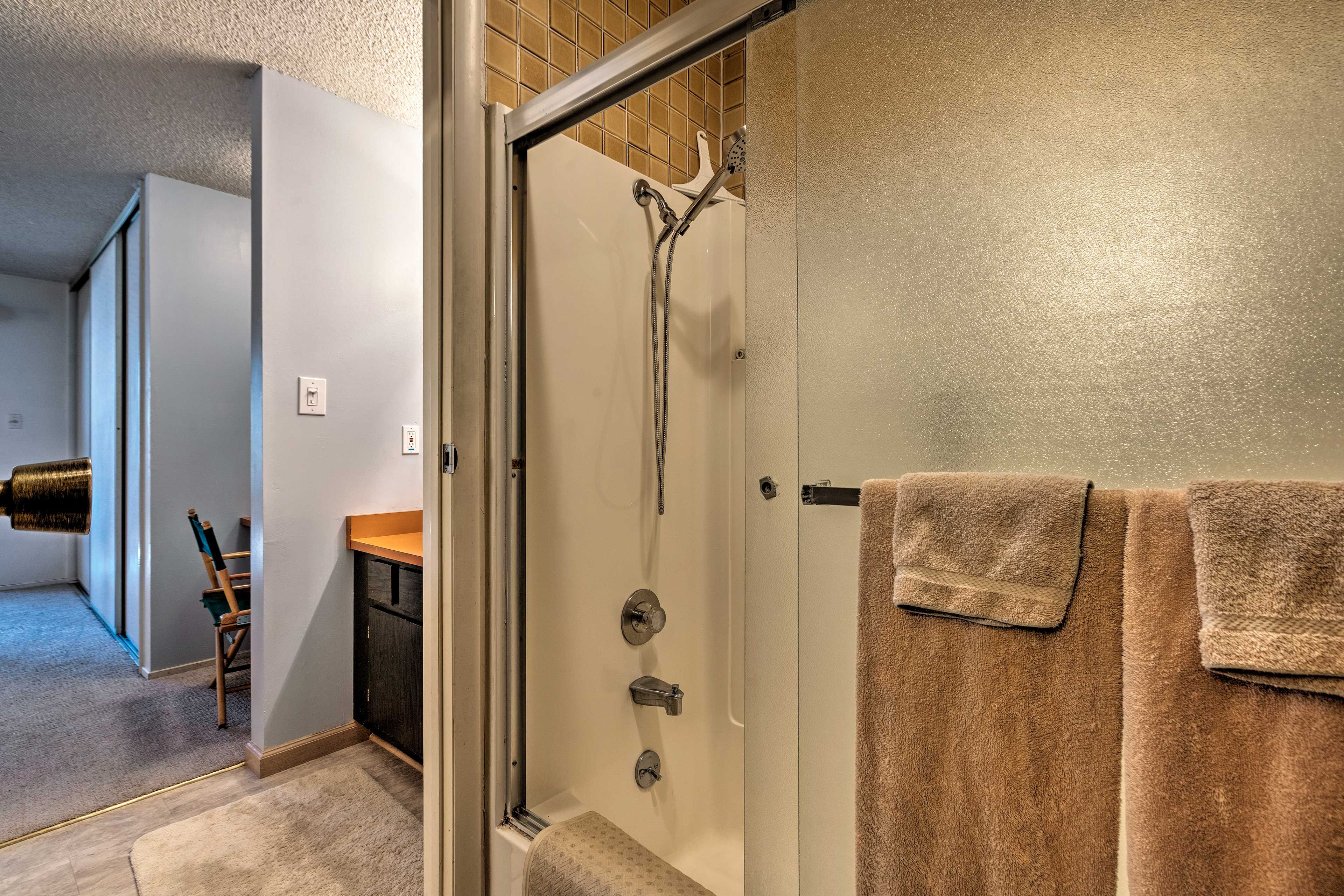 The Jack-and-Jill bathroom has a shower/tub combo.