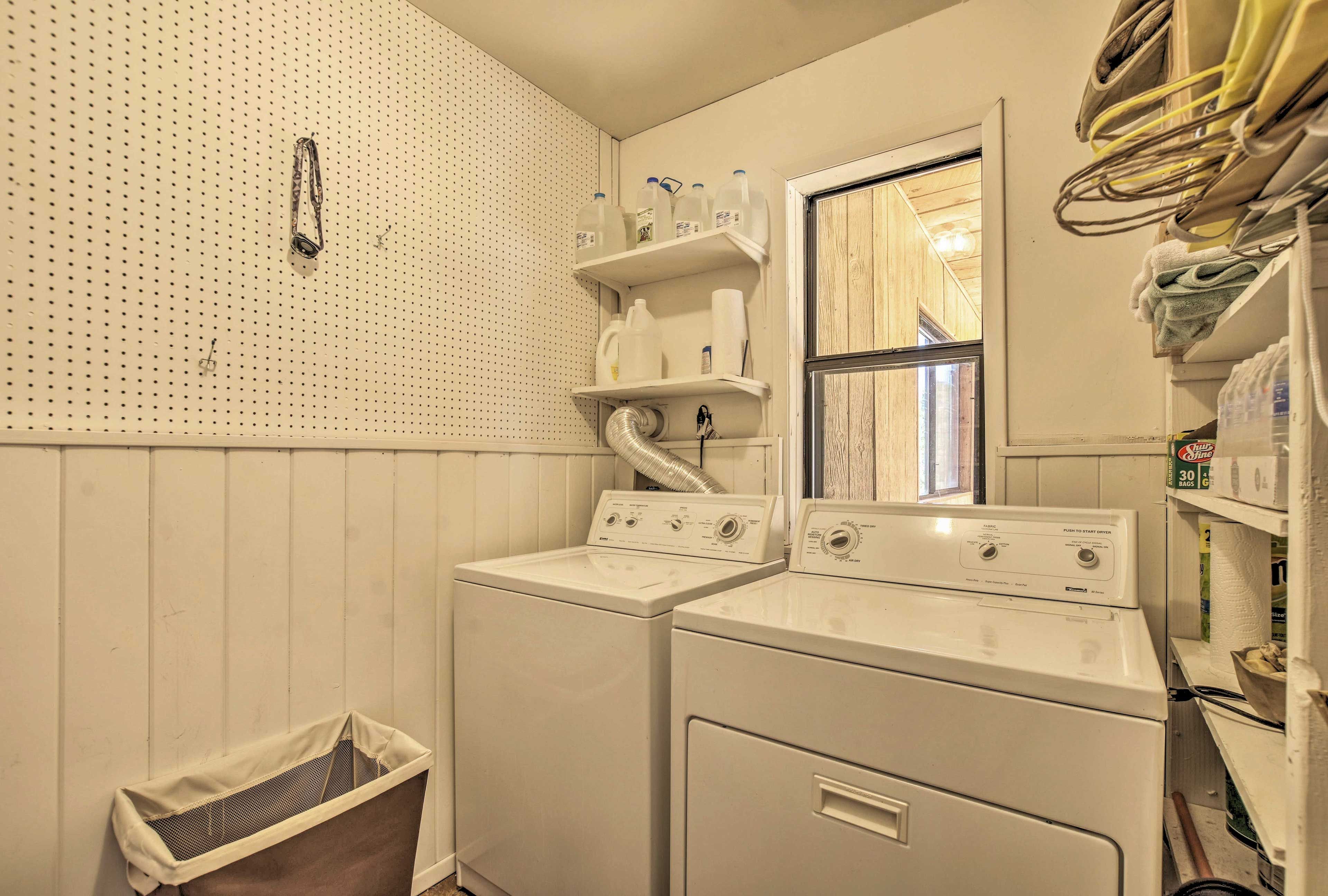 Laundry Room | Washer & Dryer