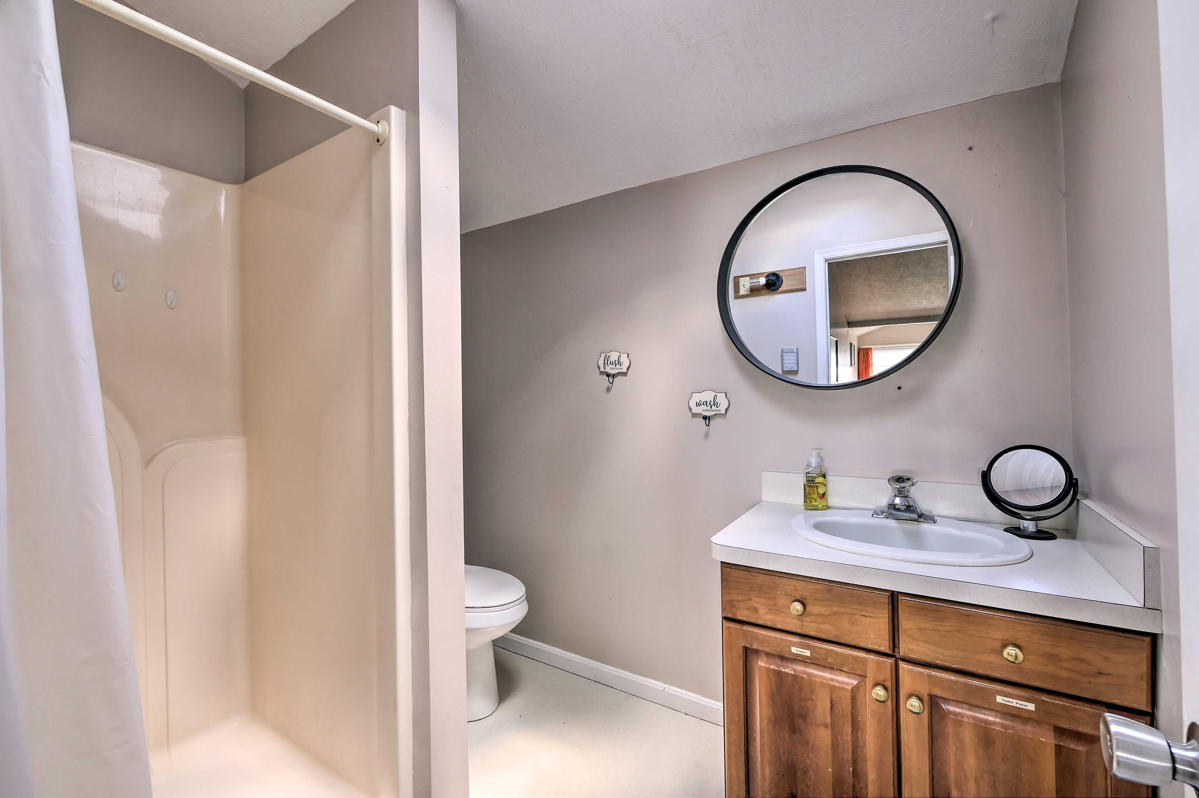 Full Bathroom