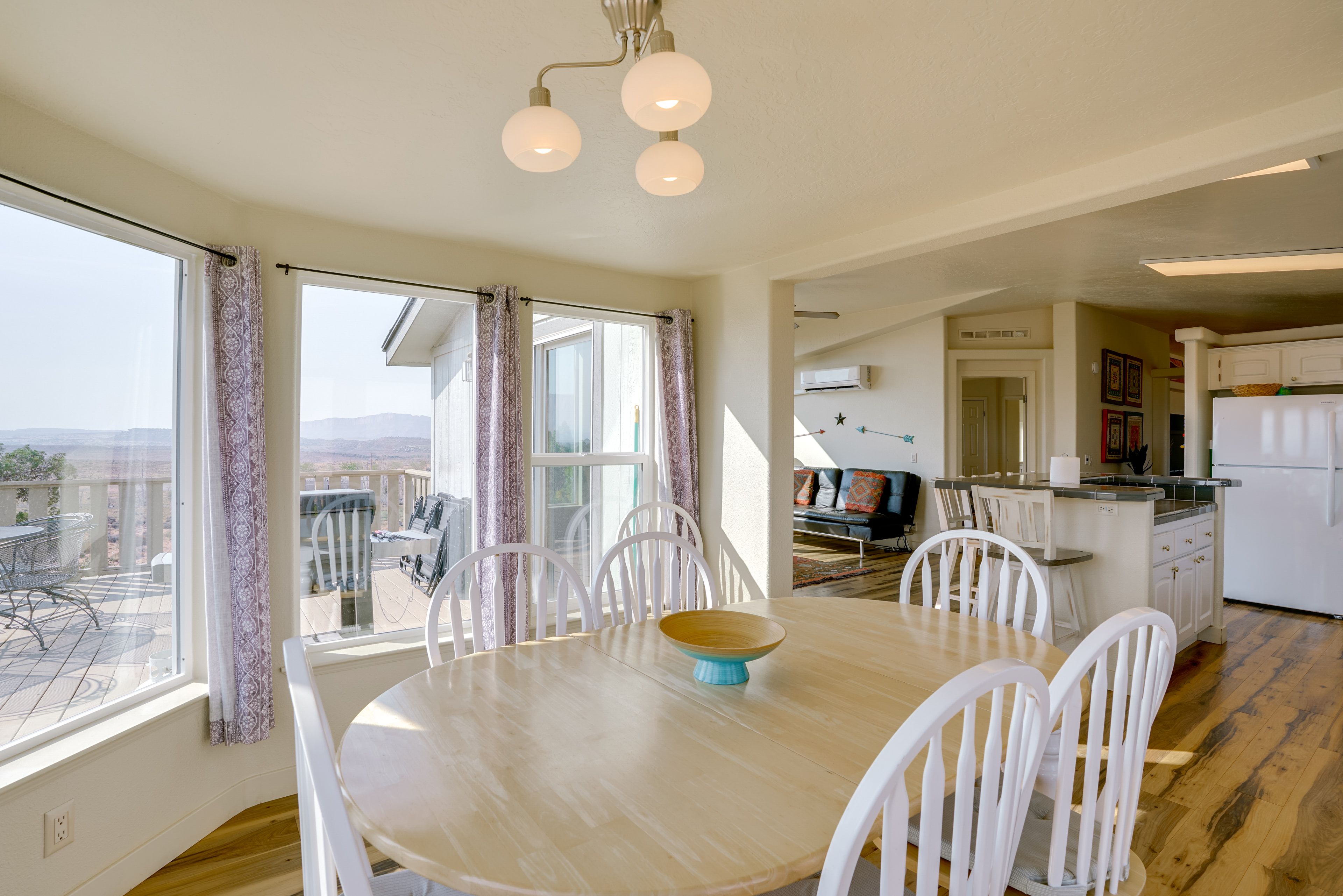 Dining Table | Dishware & Flatware Provided