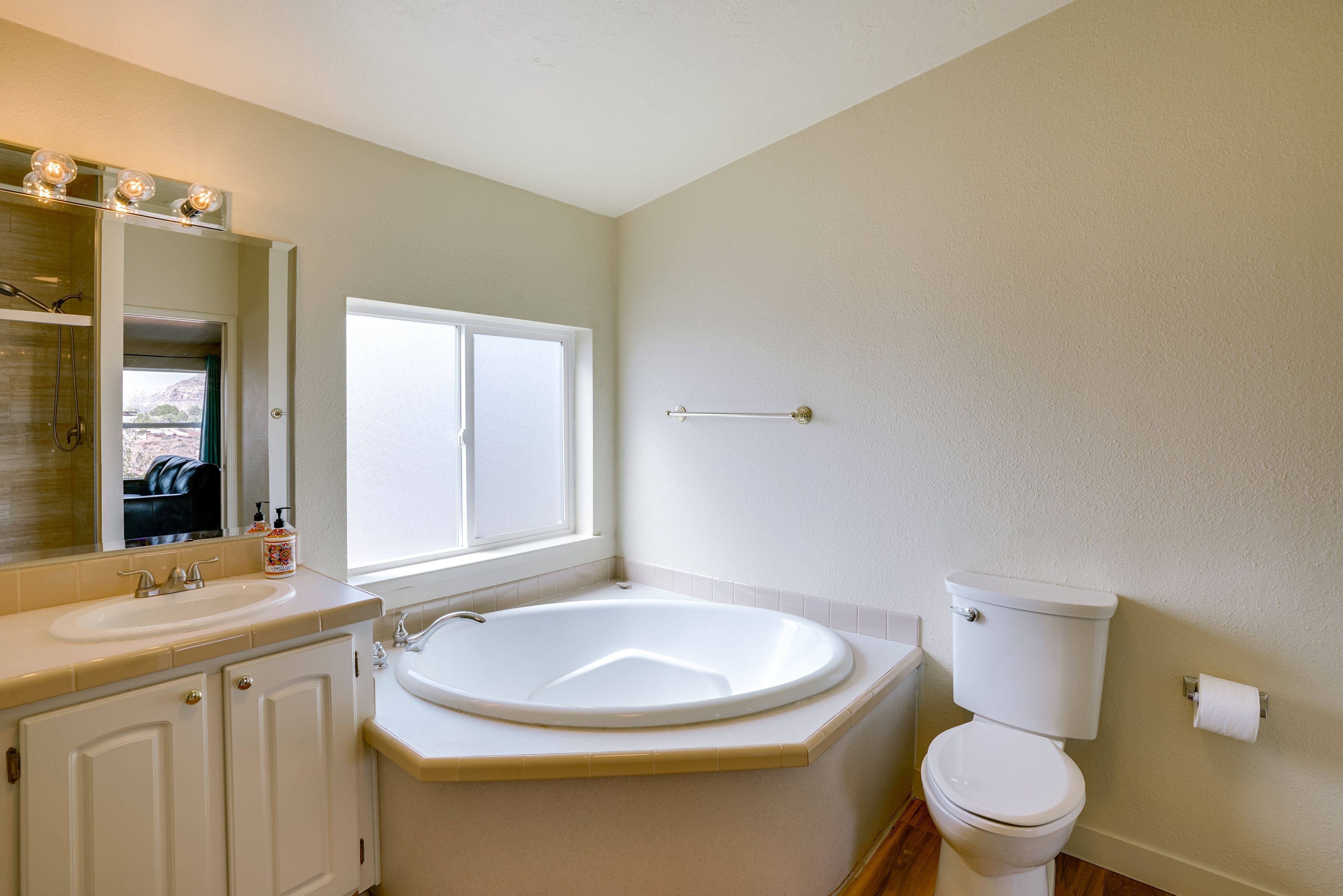 En-Suite Bathroom