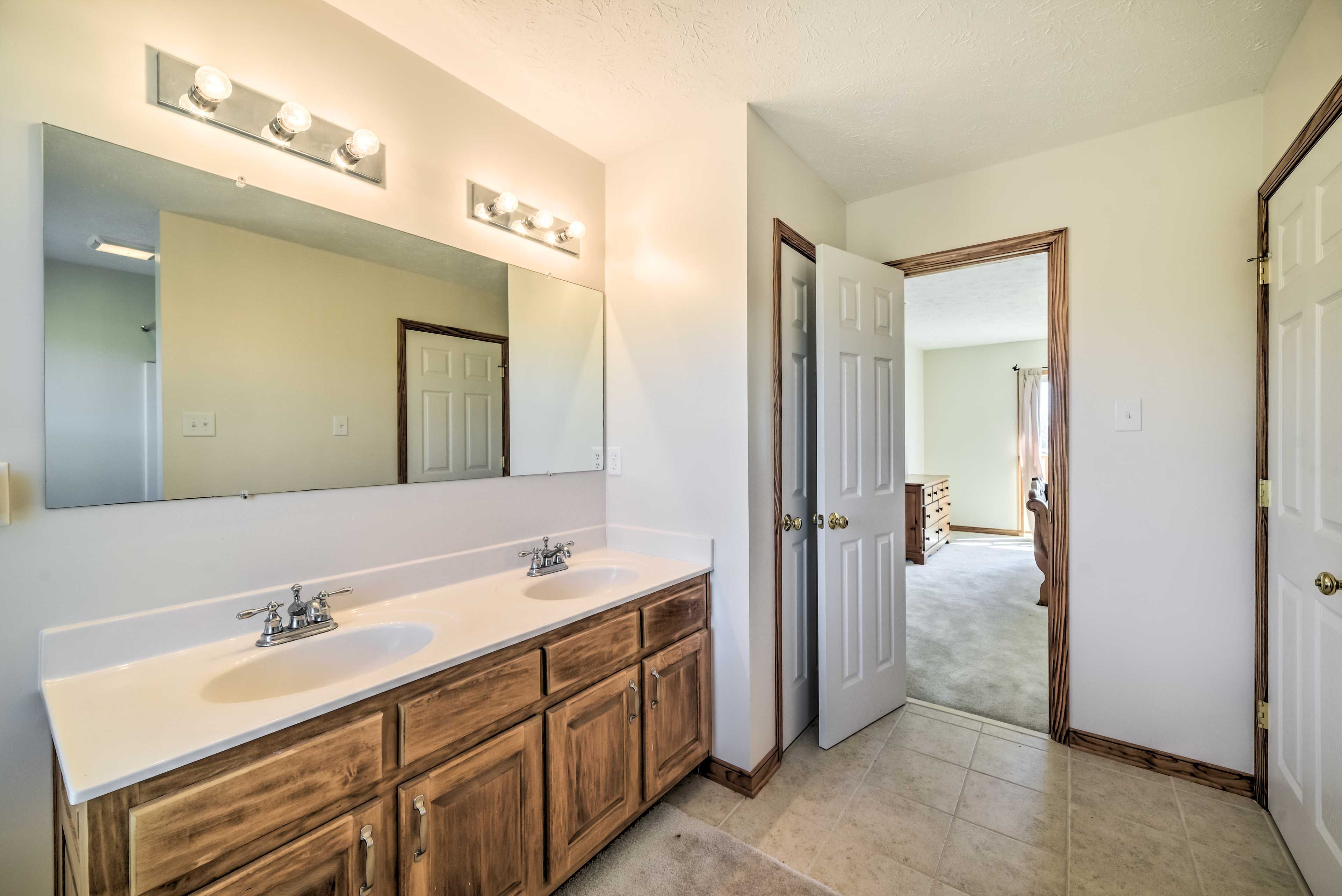 Full Bathroom