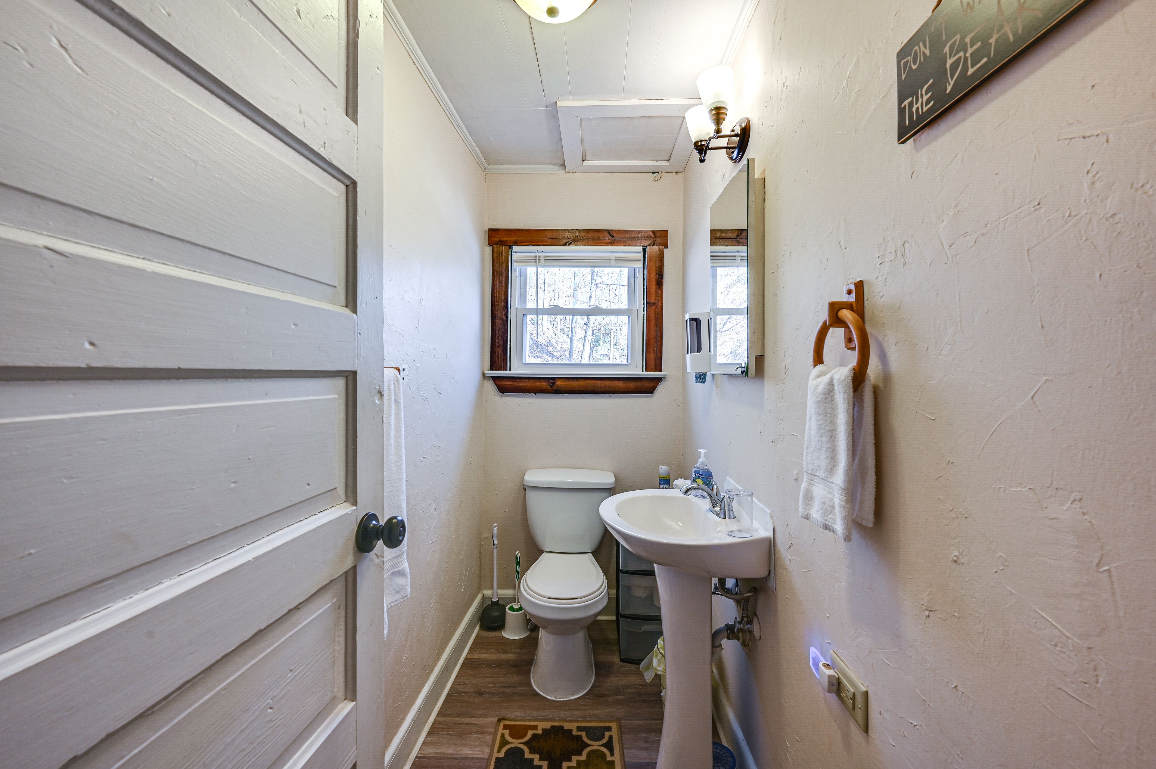 Half Bathroom | 2nd Floor