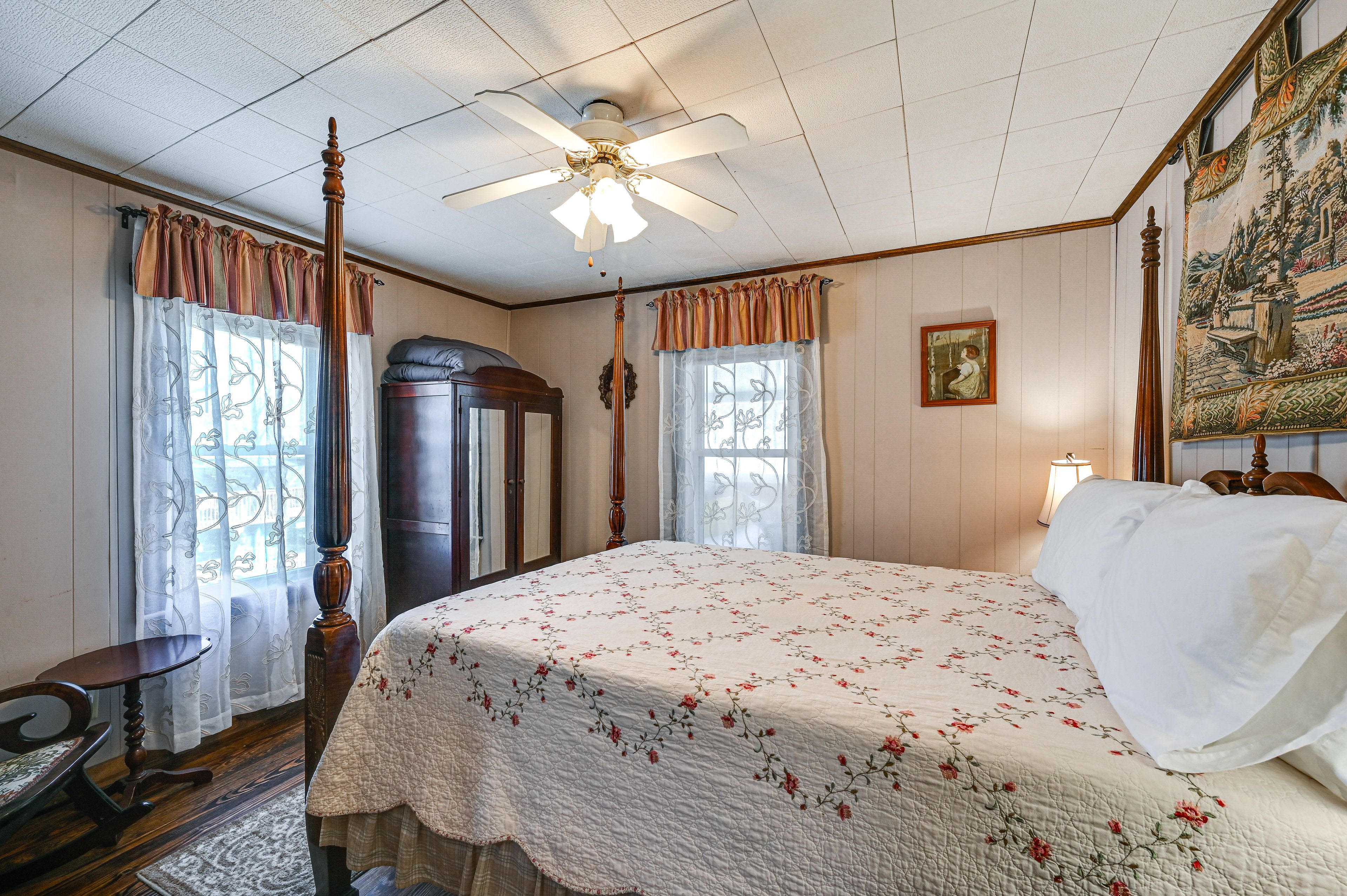 Bedroom 2 | Queen Bed | 2nd Floor