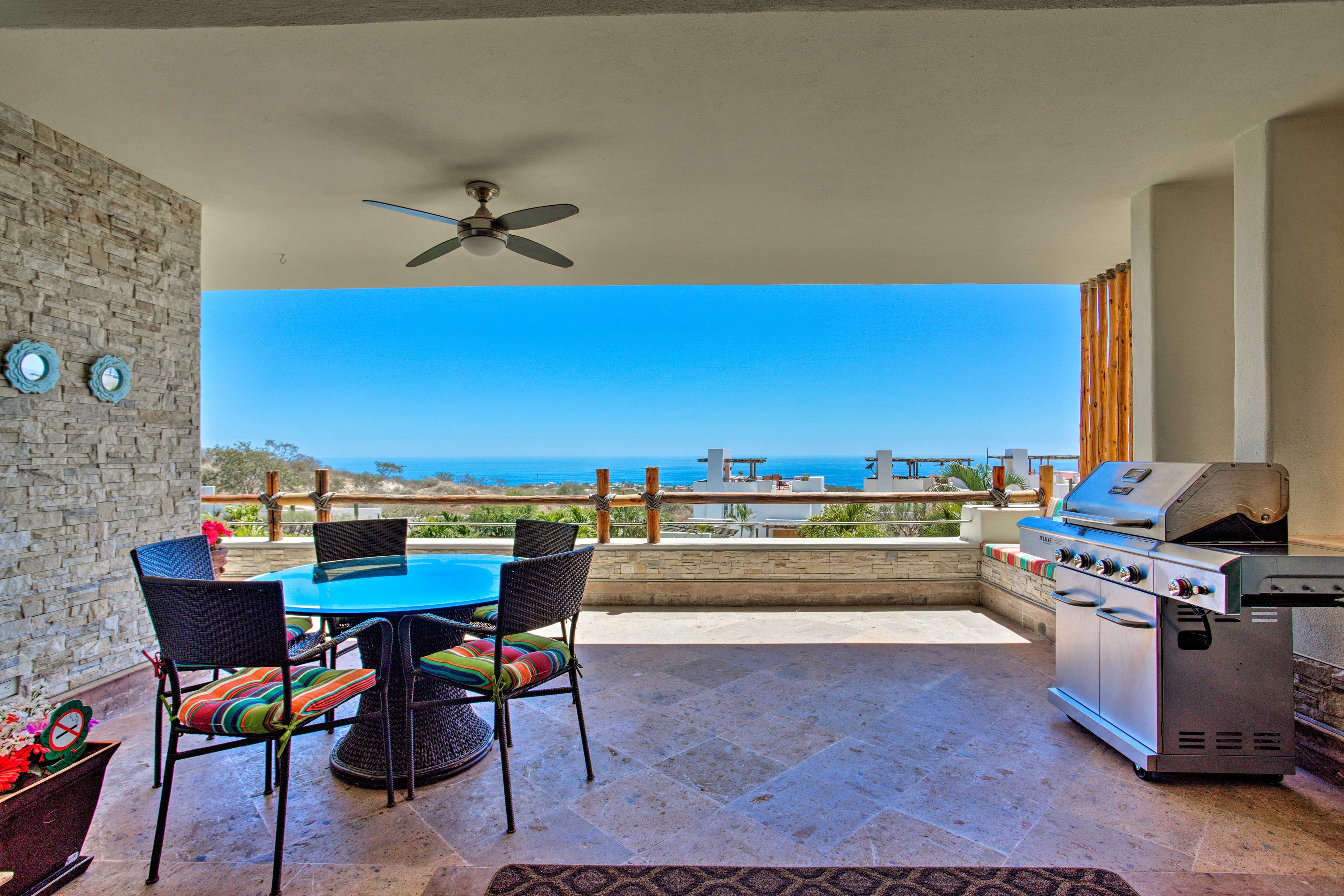 Fire up the gas grill and enjoy views of the Sea of Cortez!