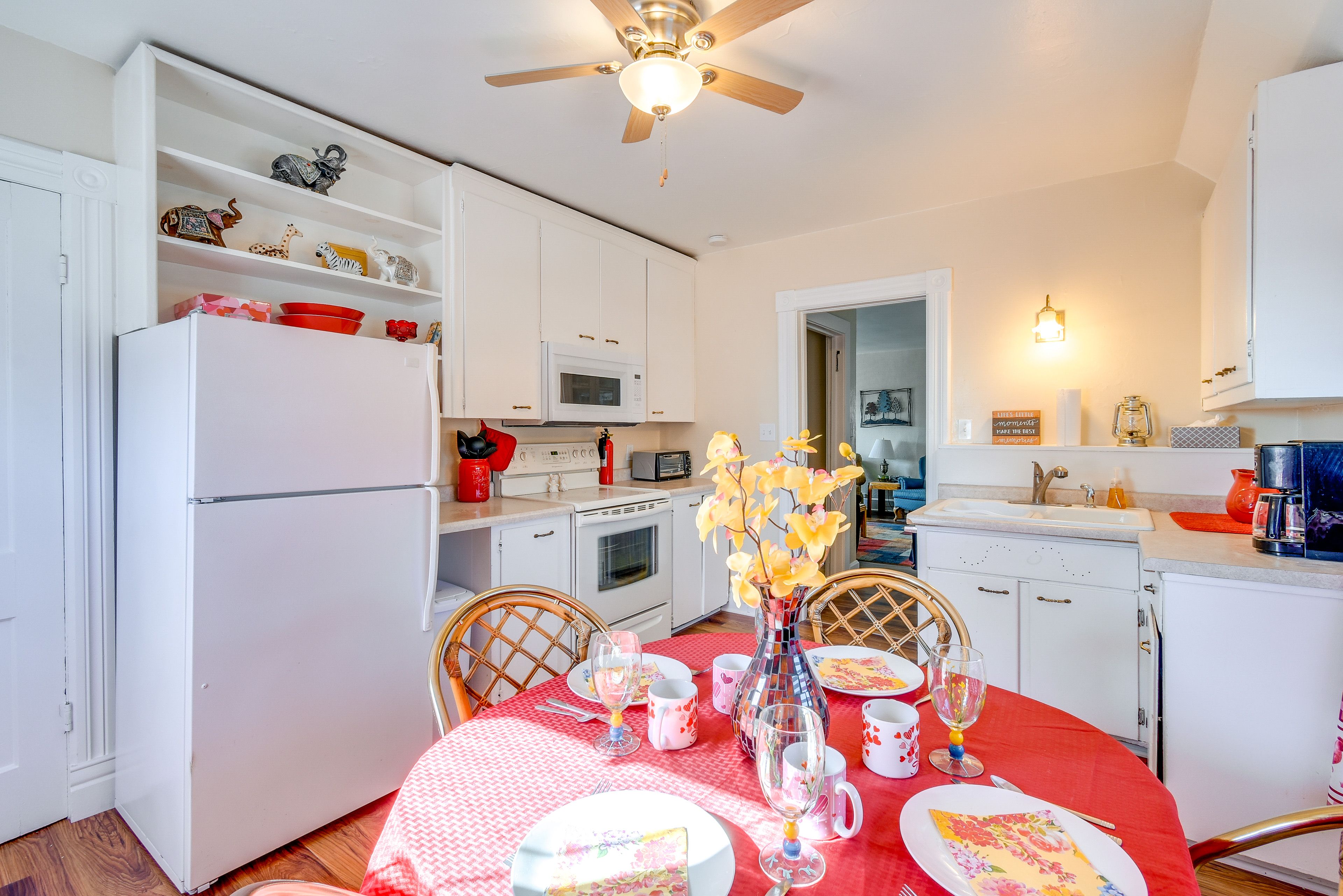 Kitchen | Cooking Basics | Dishware/Flatware