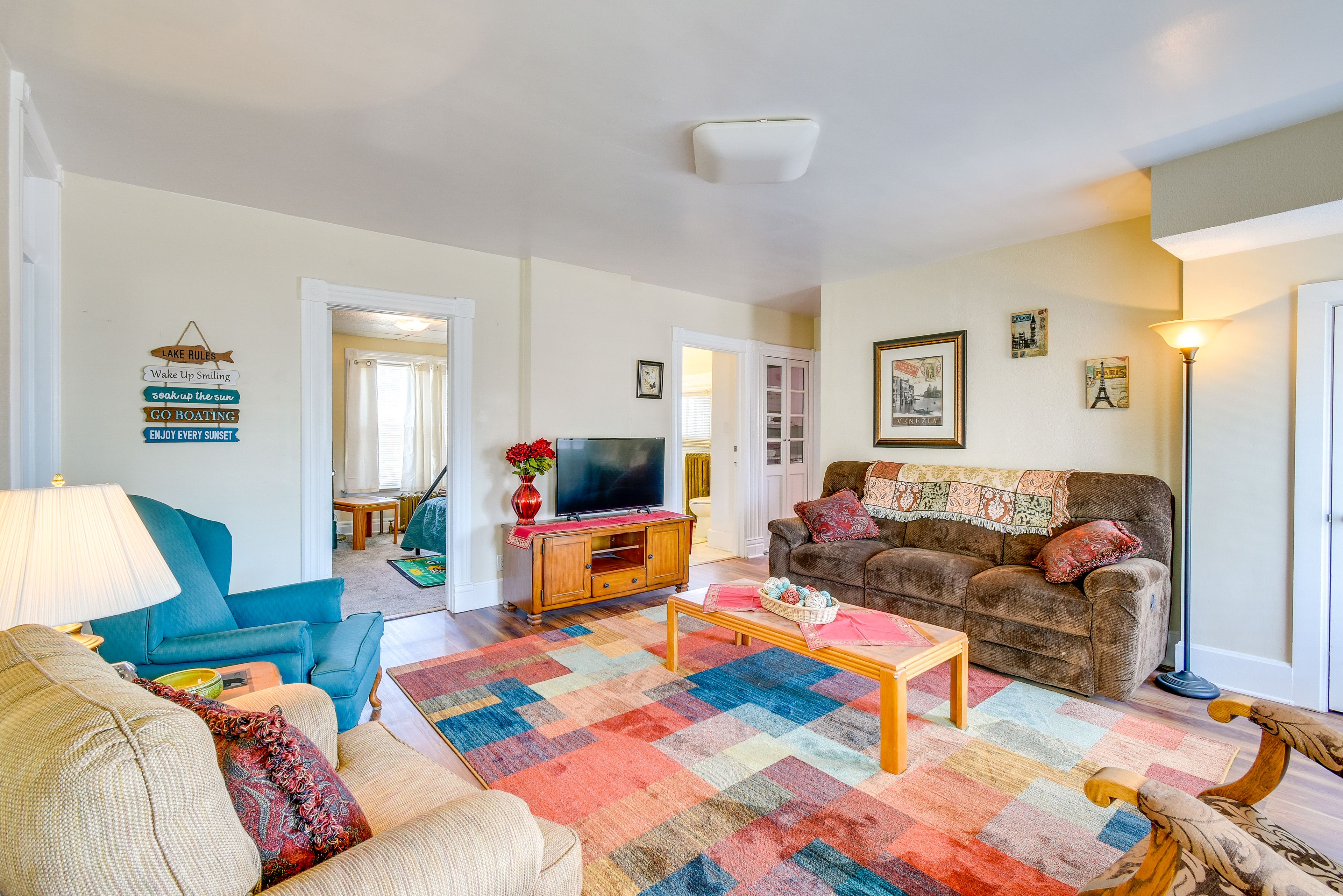 Manitowoc Vacation Rental | 2BR | 1BA | 1,200 Sq Ft | Stairs Required