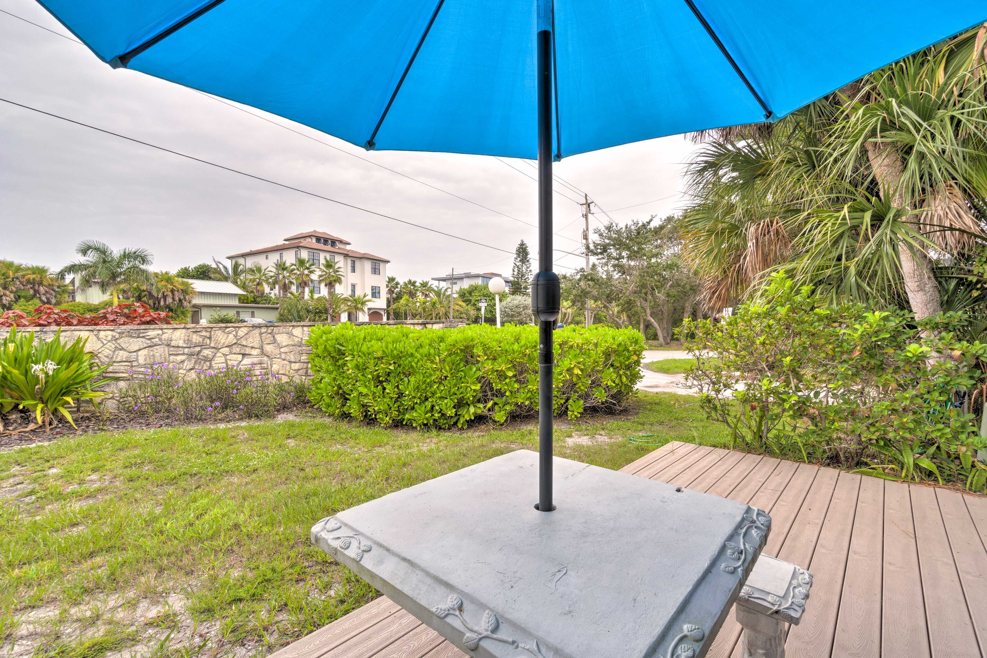 Furnished Lanai