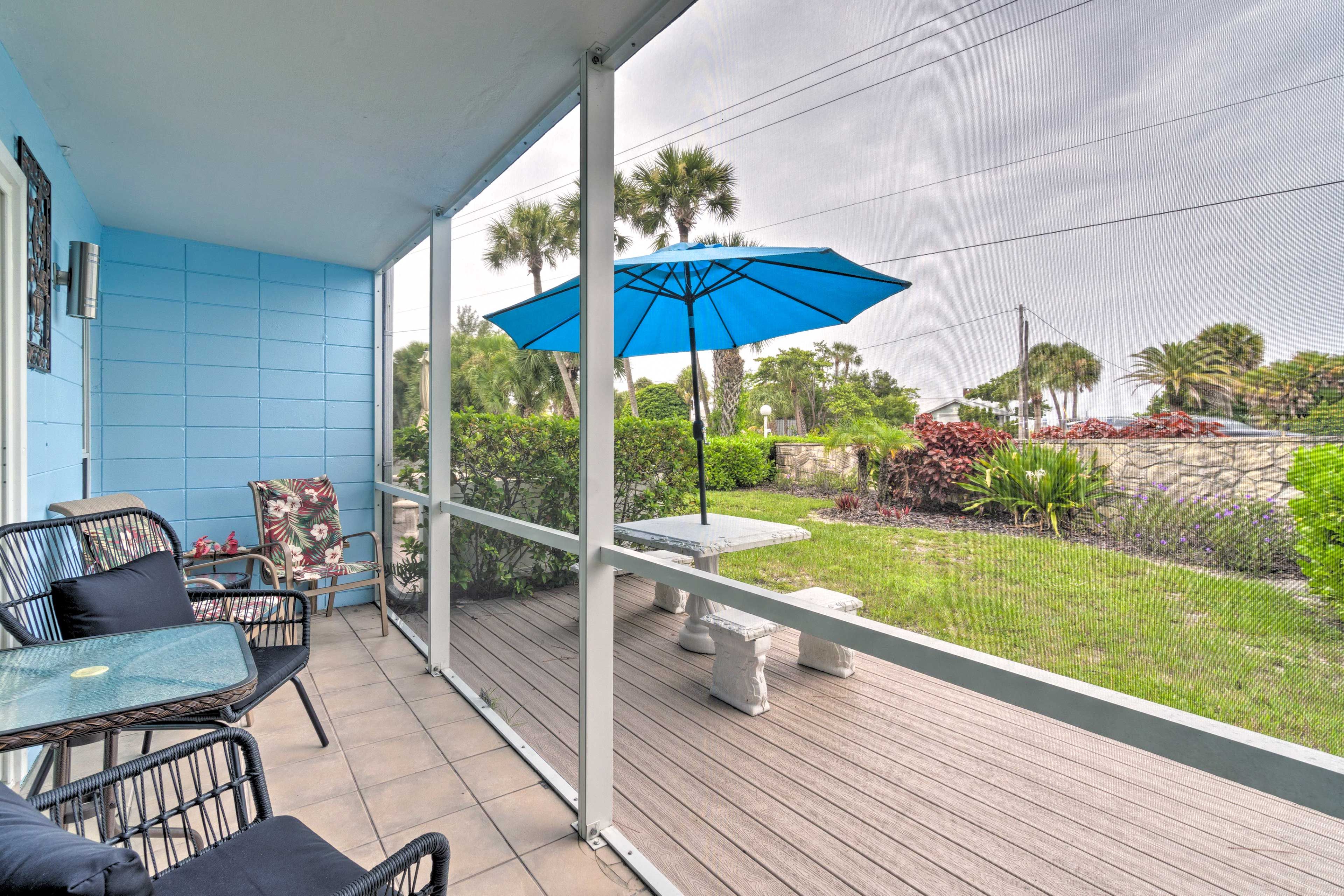 Furnished Lanai
