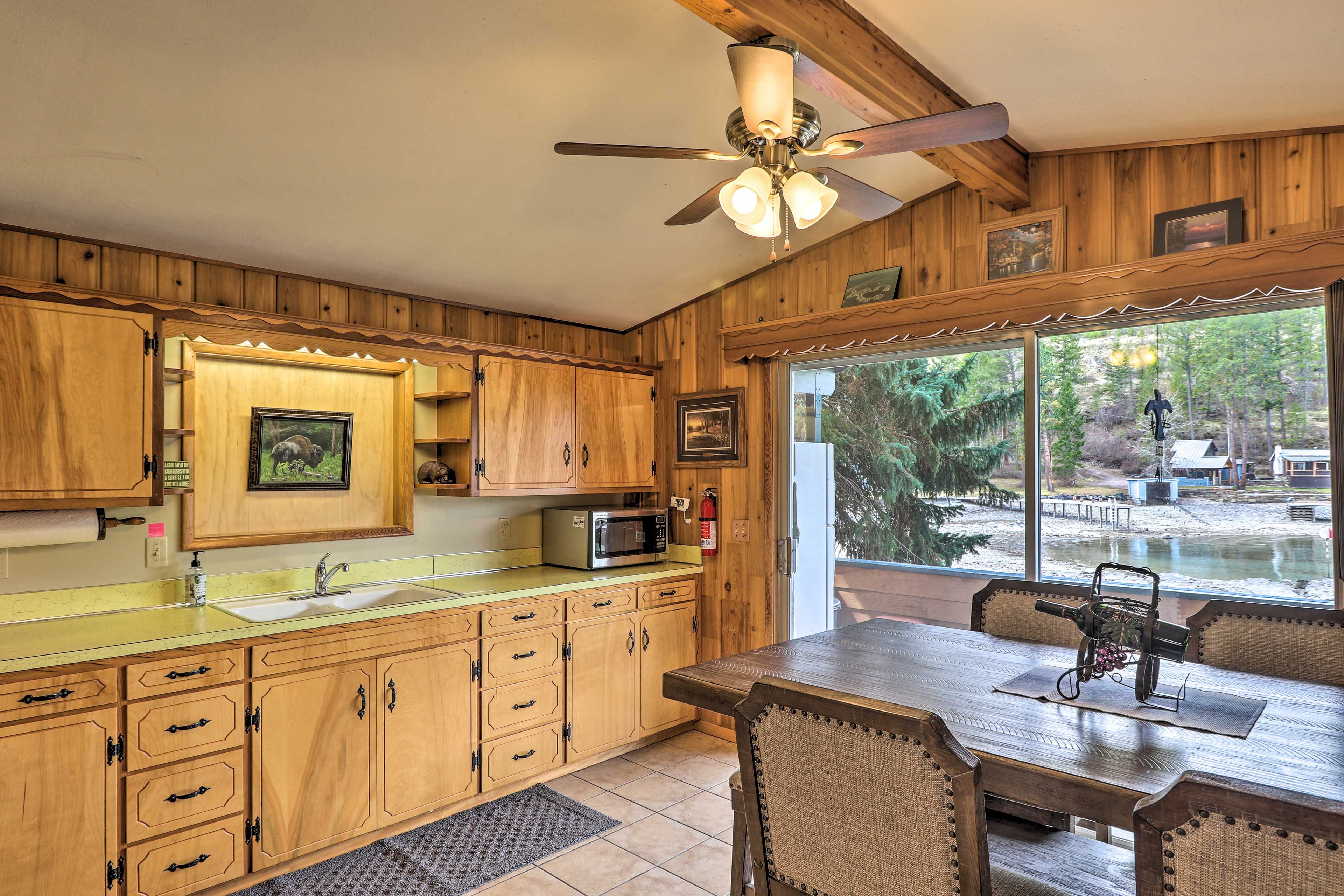 Kitchen | Fully Equipped