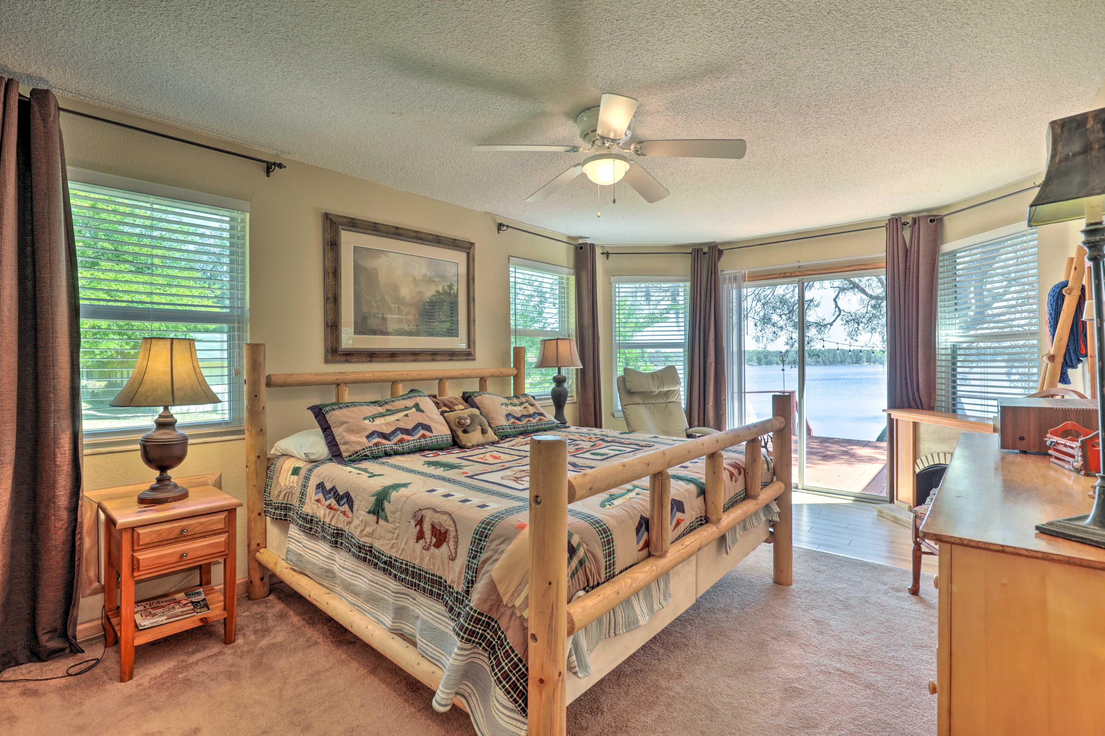 Bedroom 1 | King Bed | Deck Access
