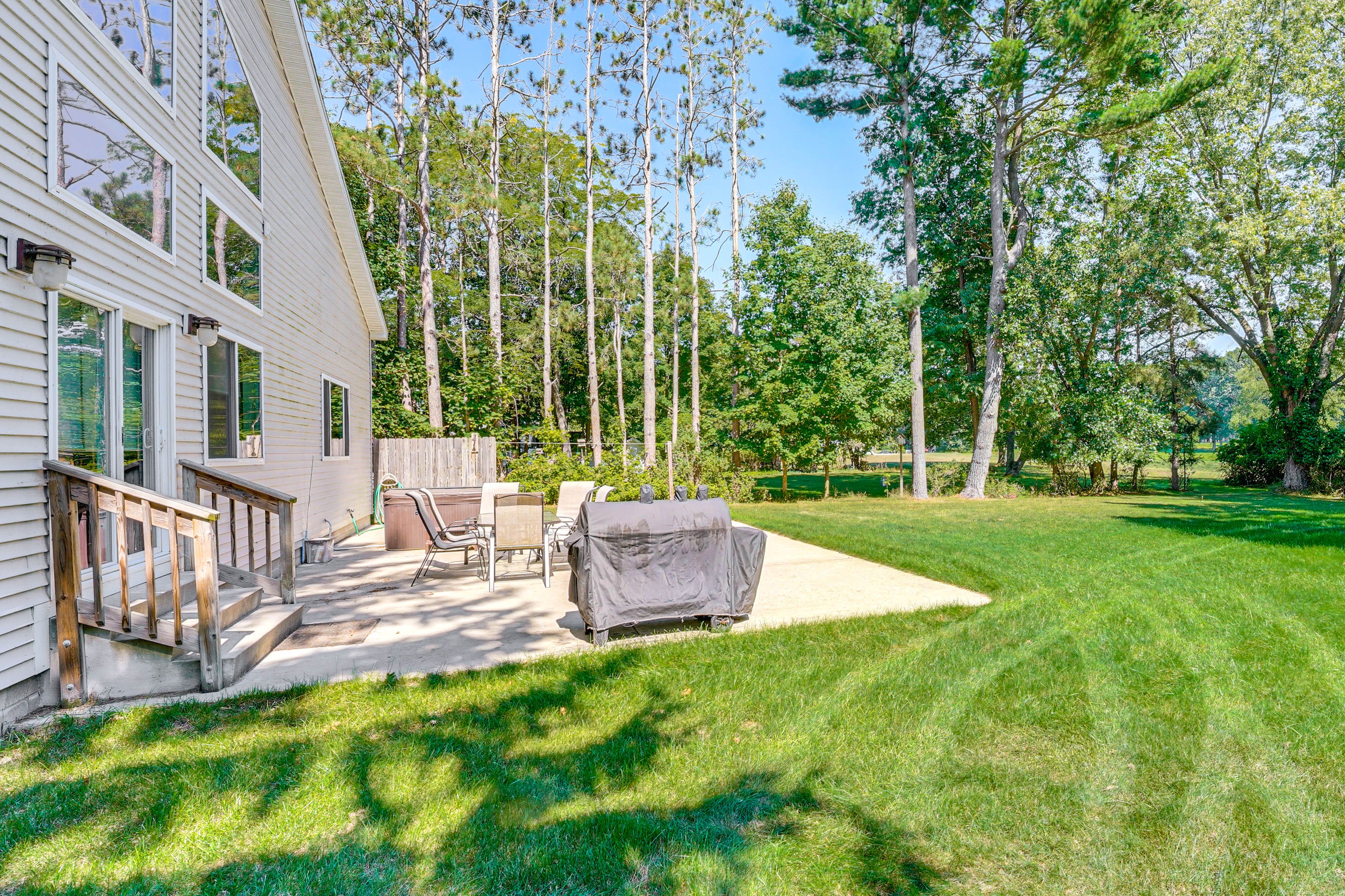 Furnished Patio | Gas Grill | Outdoor Dining | Private Hot Tub