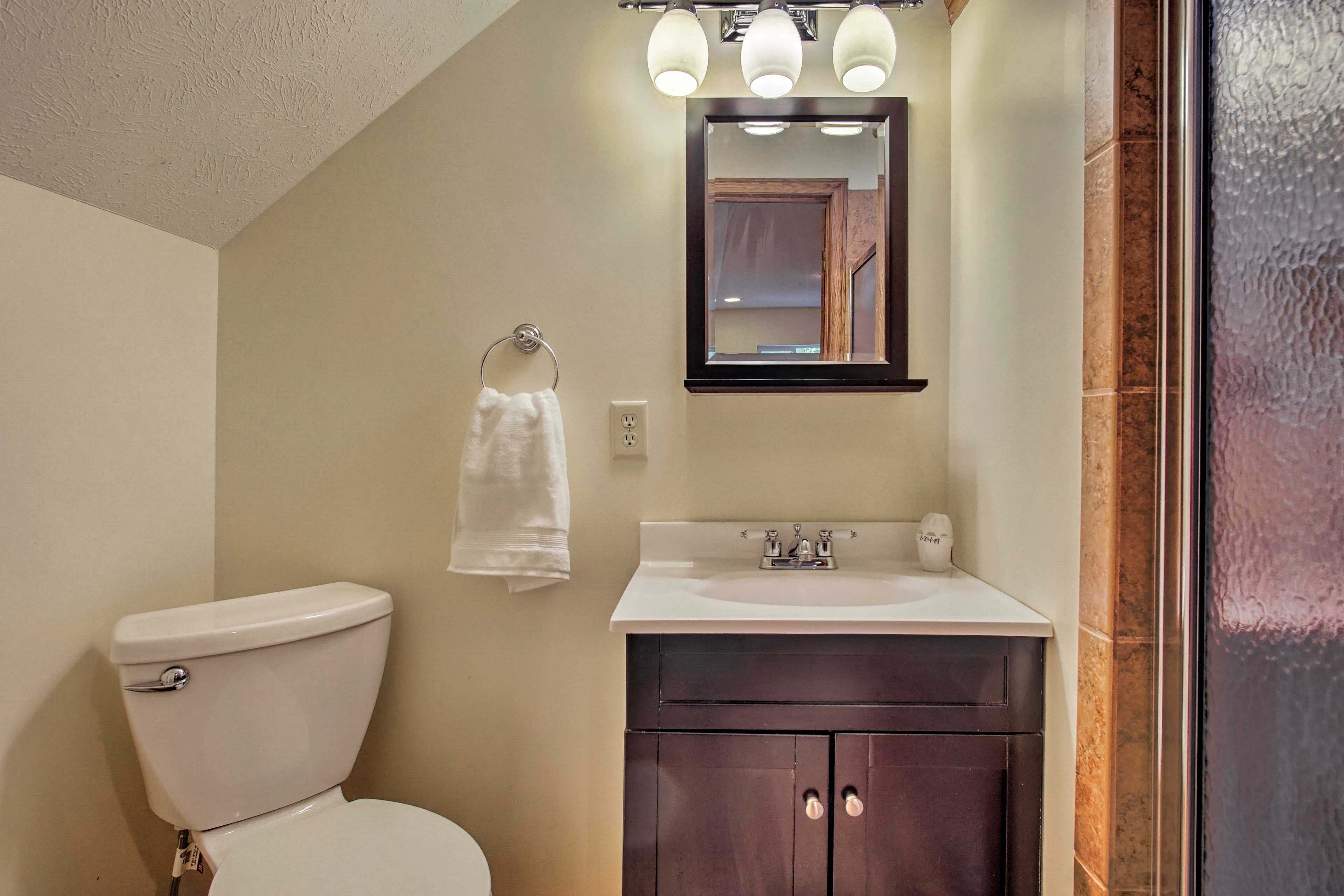 Full Bathroom