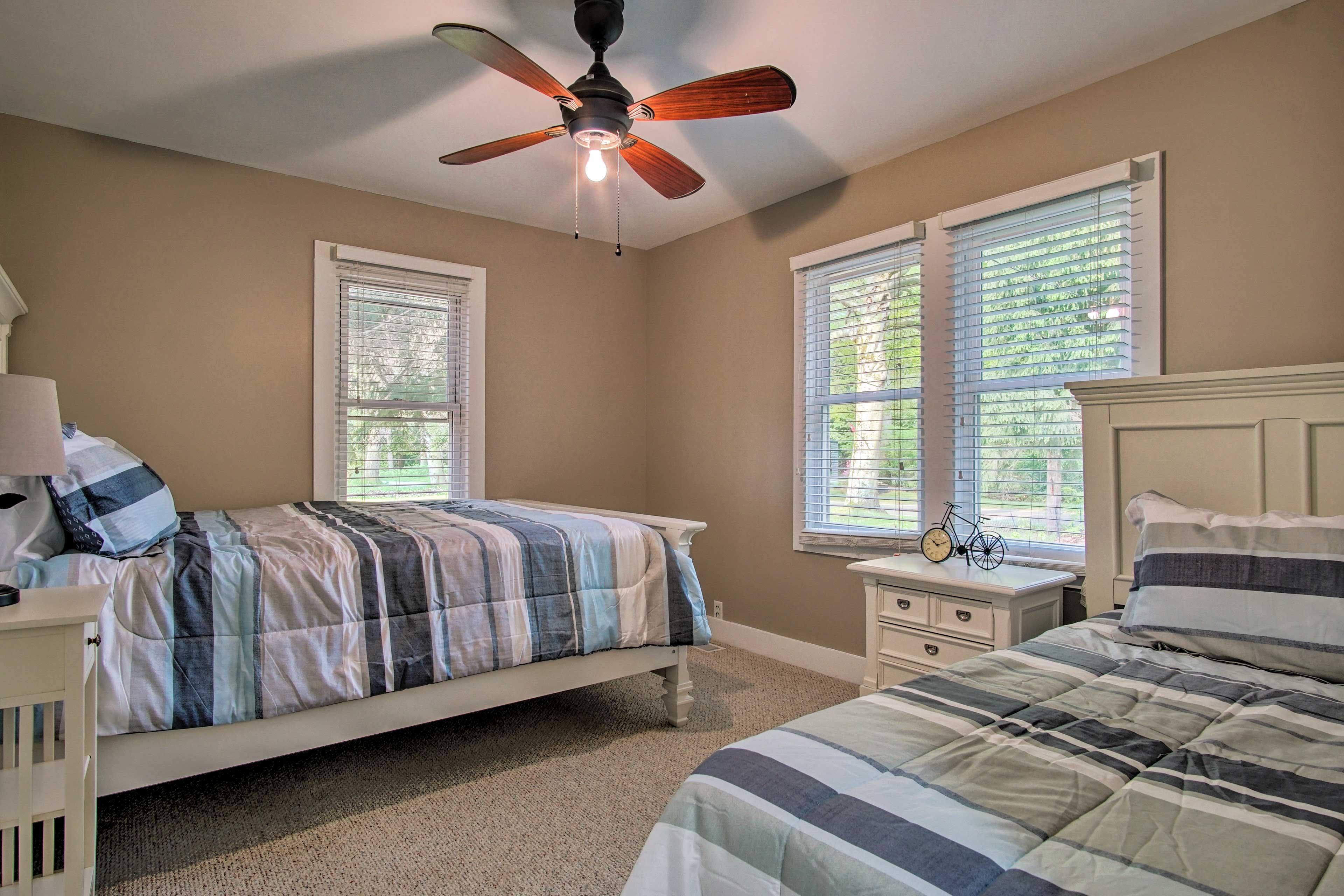 Bedroom 4 | 2 Queen Beds