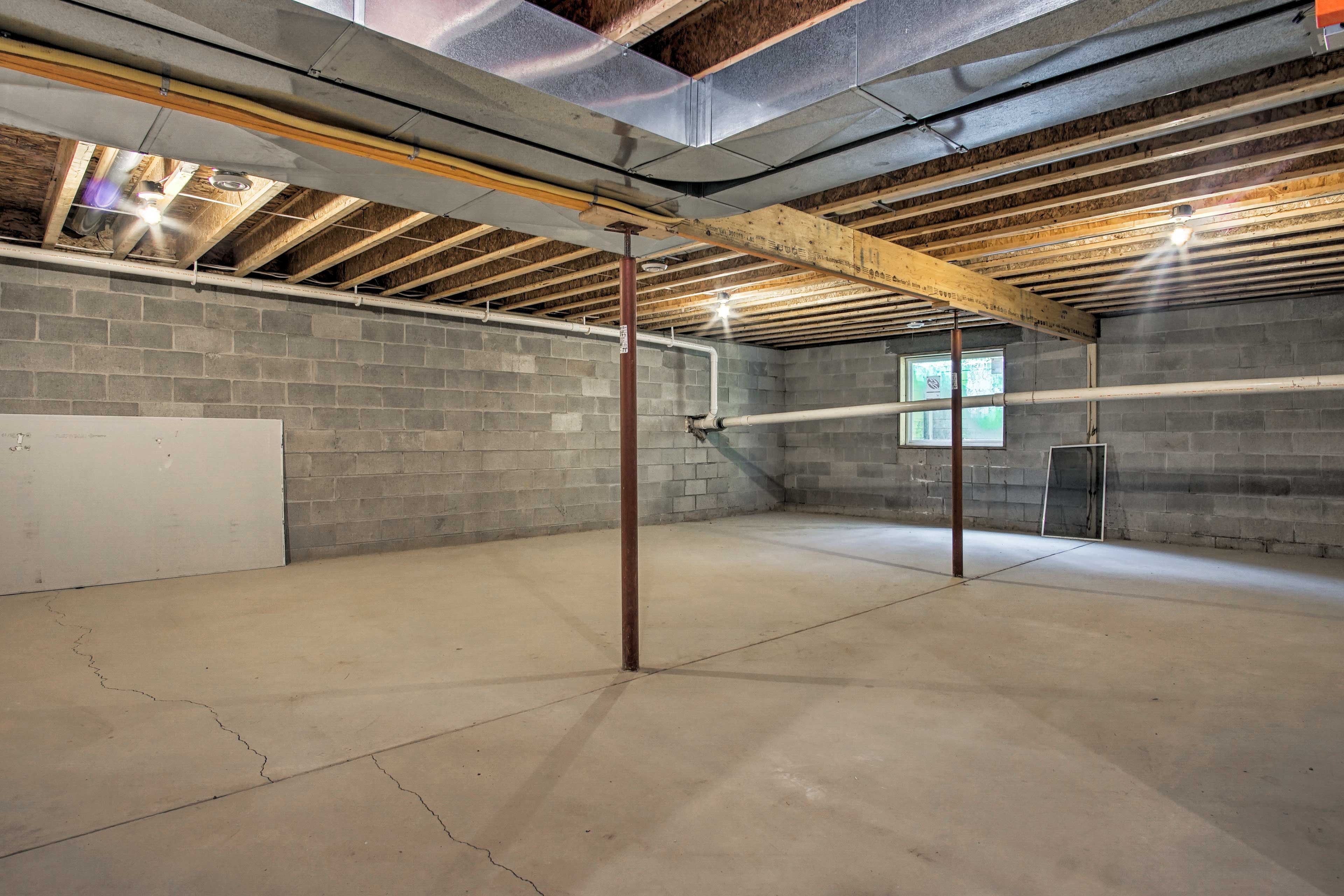 Garage Parking (2 Vehicles)