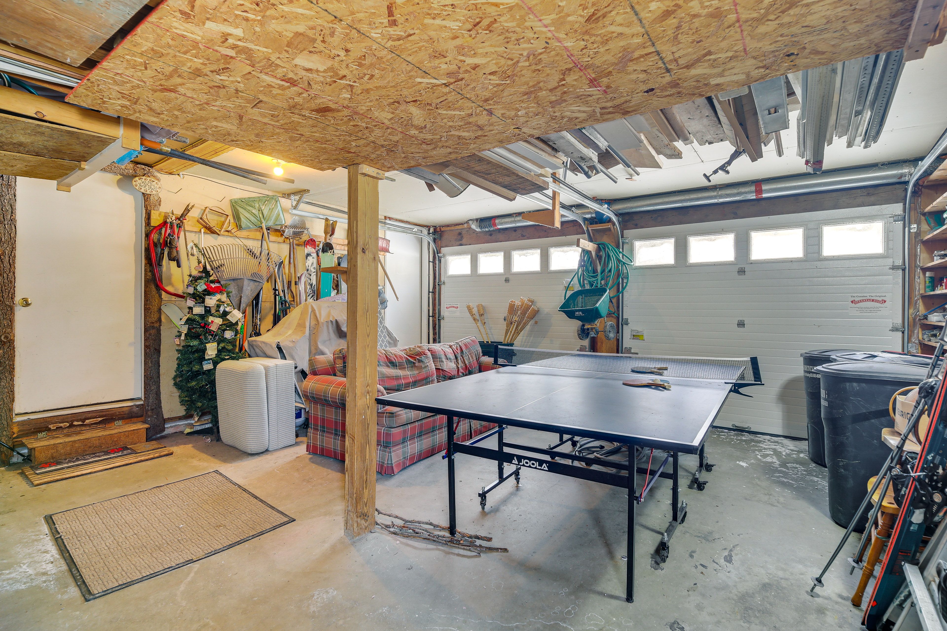 Garage | Ping Pong Table