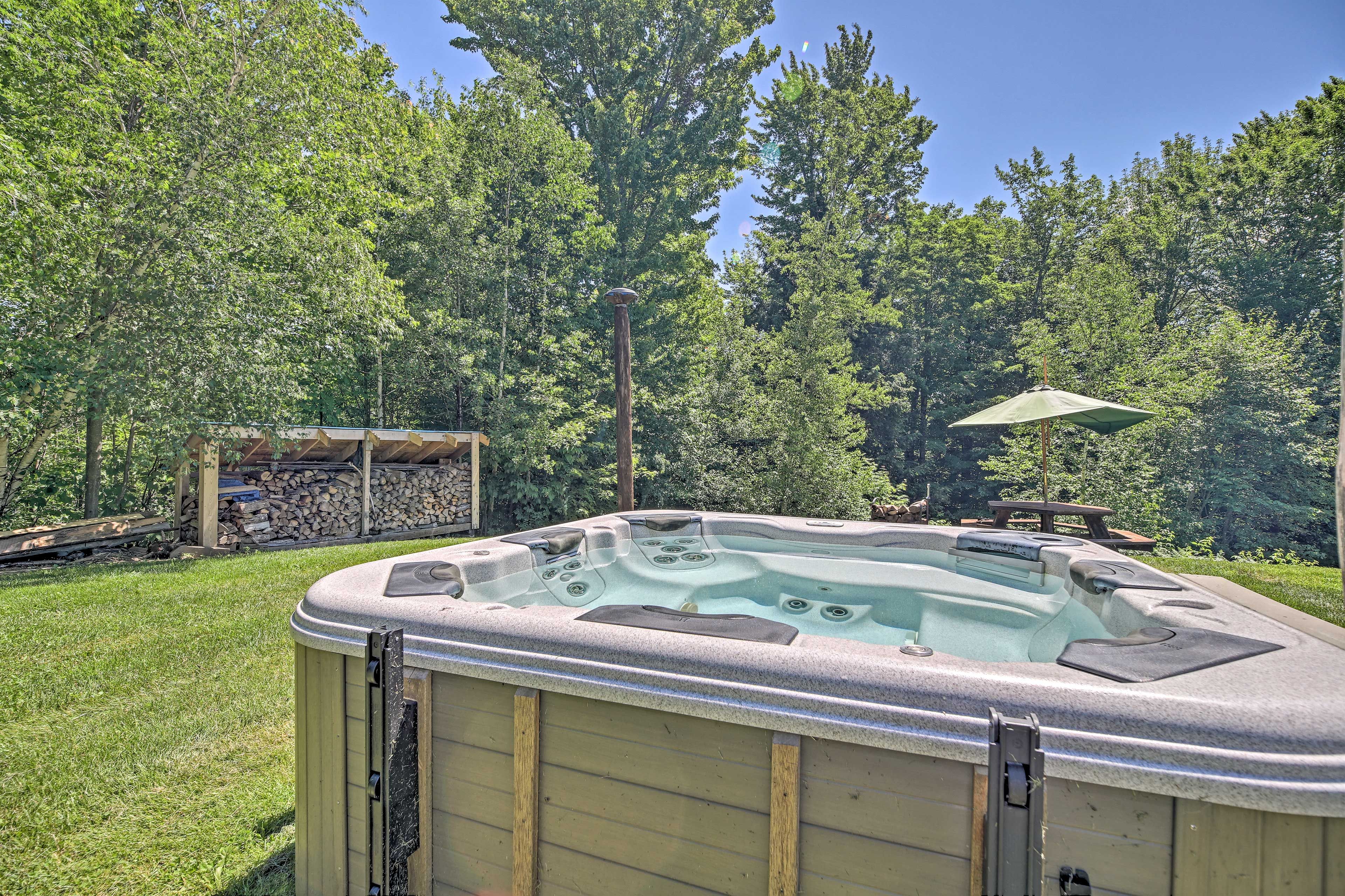Waitsfield Vacation Rental | 4BR | 3BA | 2,800 Sq Ft | Stairs Required
