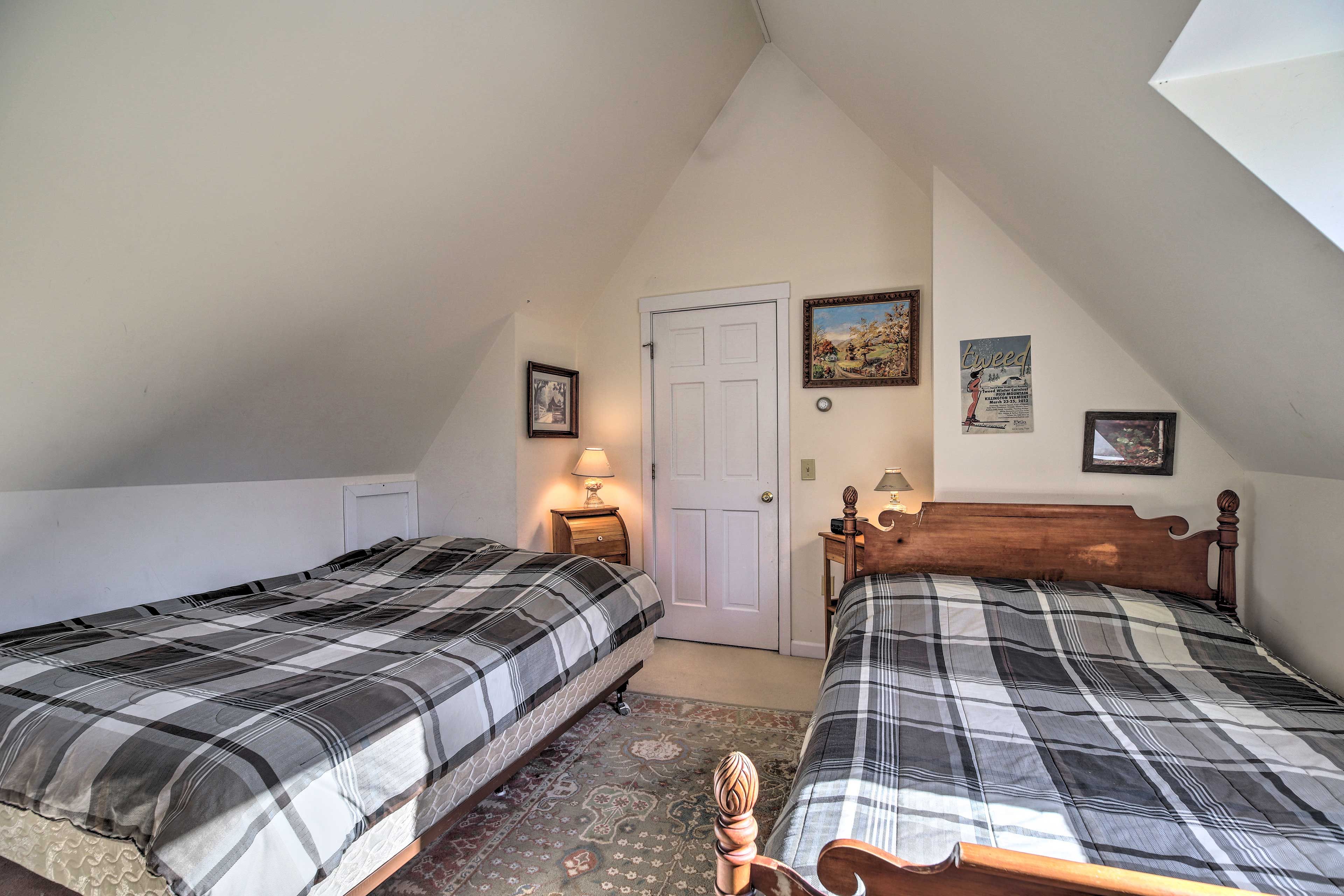 Bedroom 3 | 2 Queen Beds