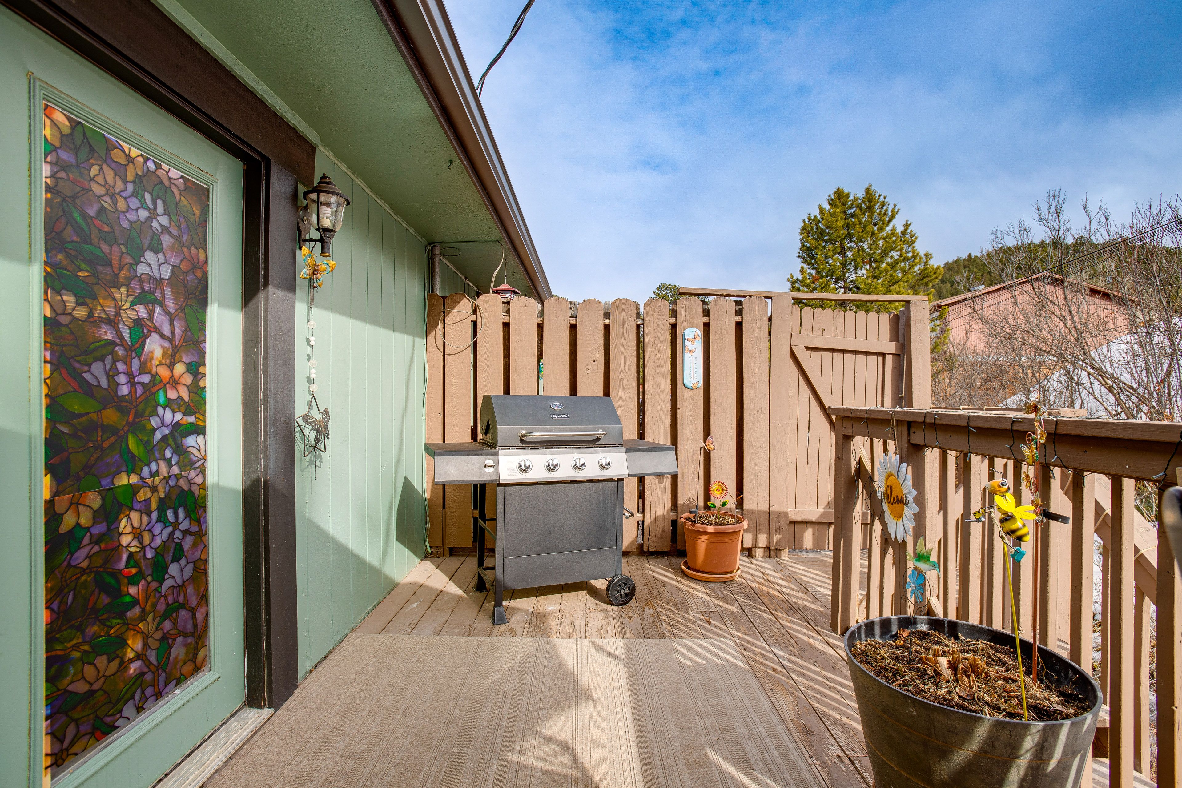 Deck | Gas Grill