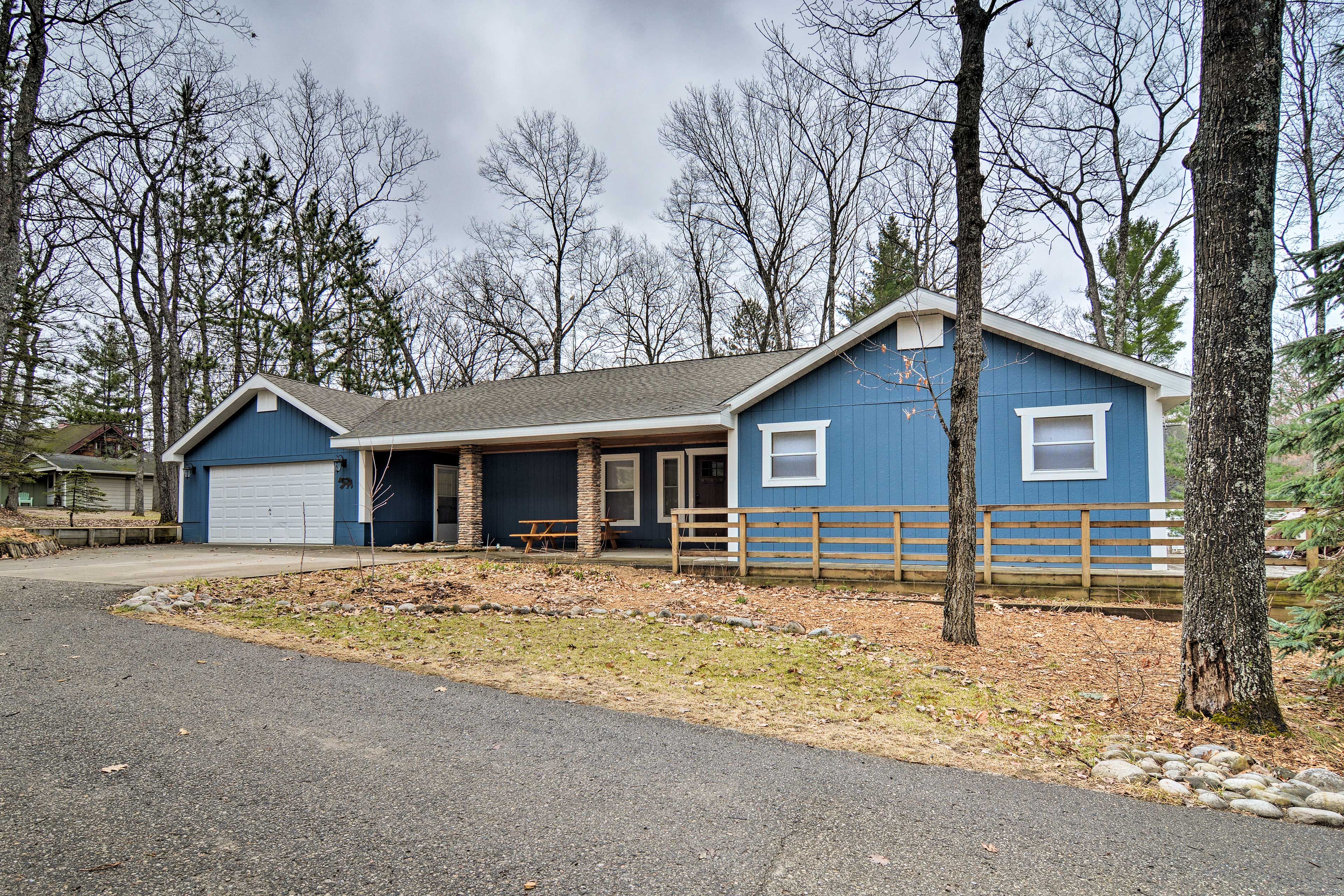 Exterior | Wraparound Deck