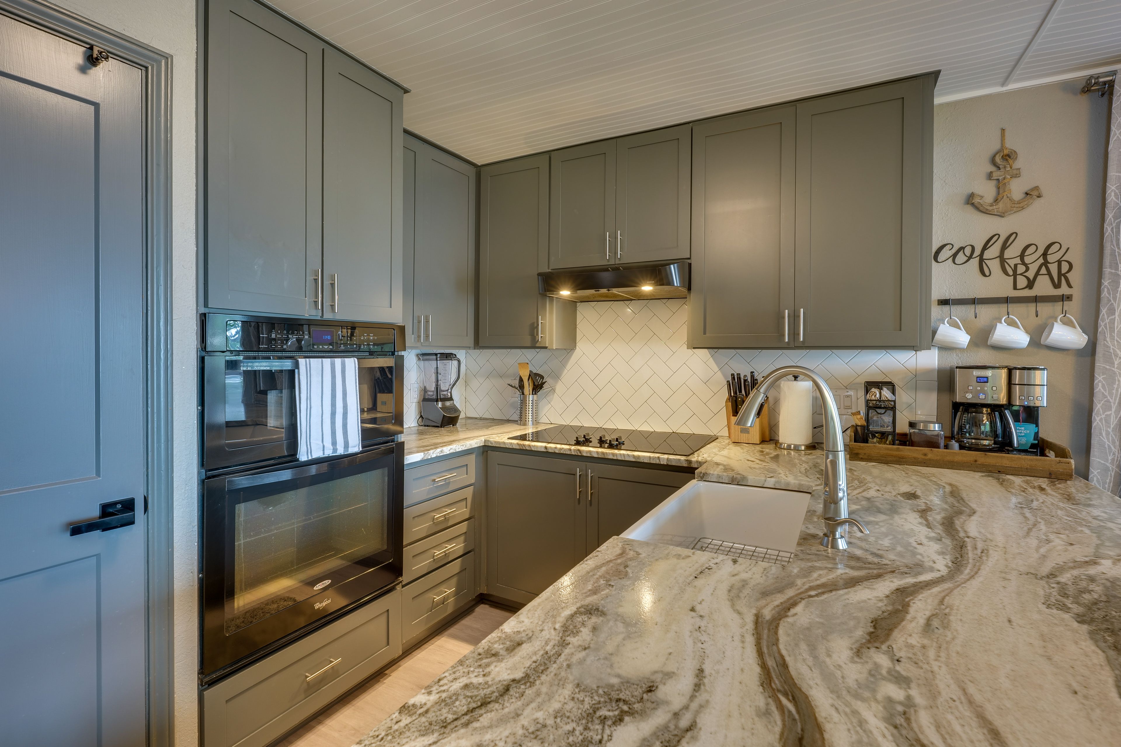 Fully-Stocked Kitchen for Entertaining | Coffee Bar!