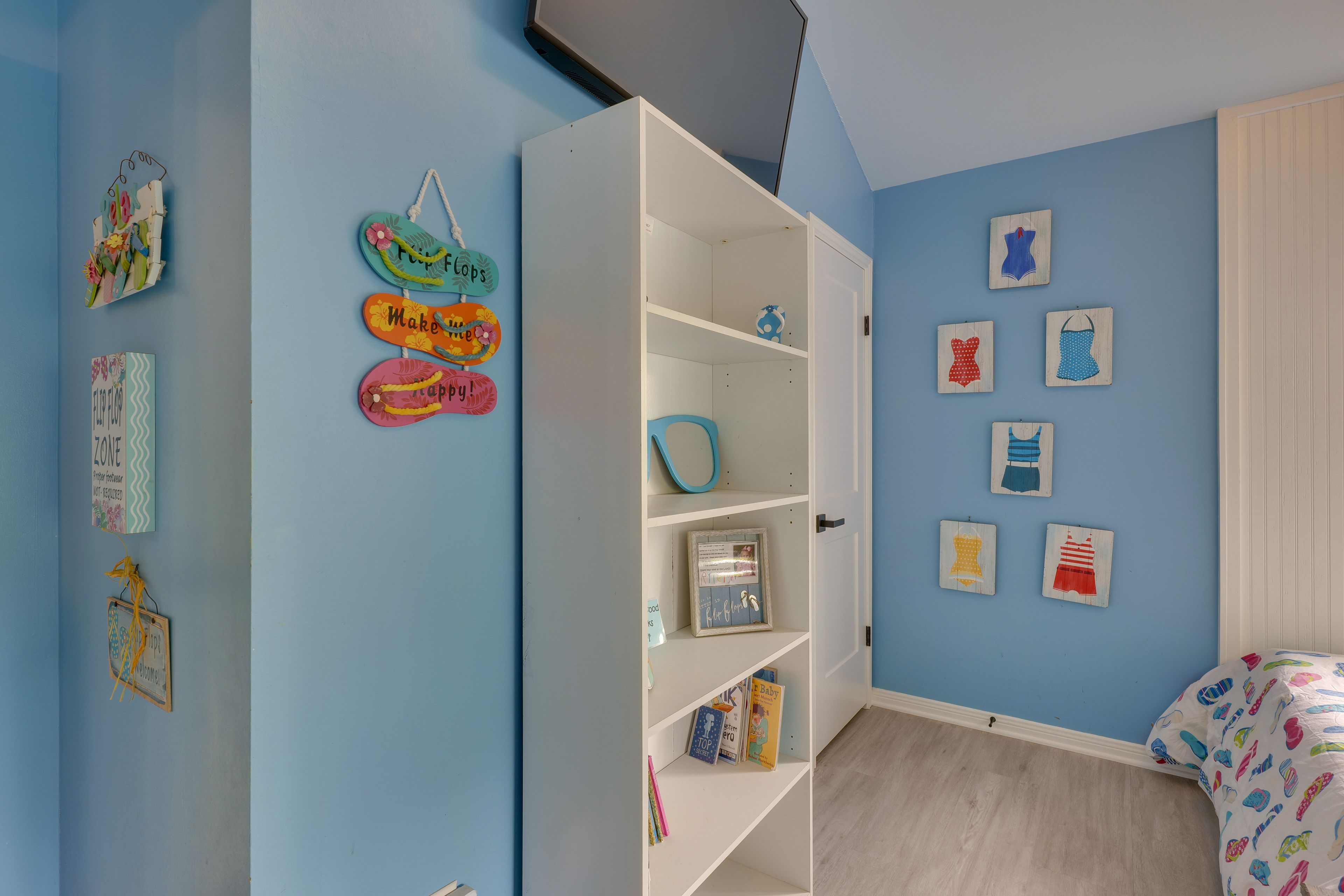 Flip Flop Bedroom