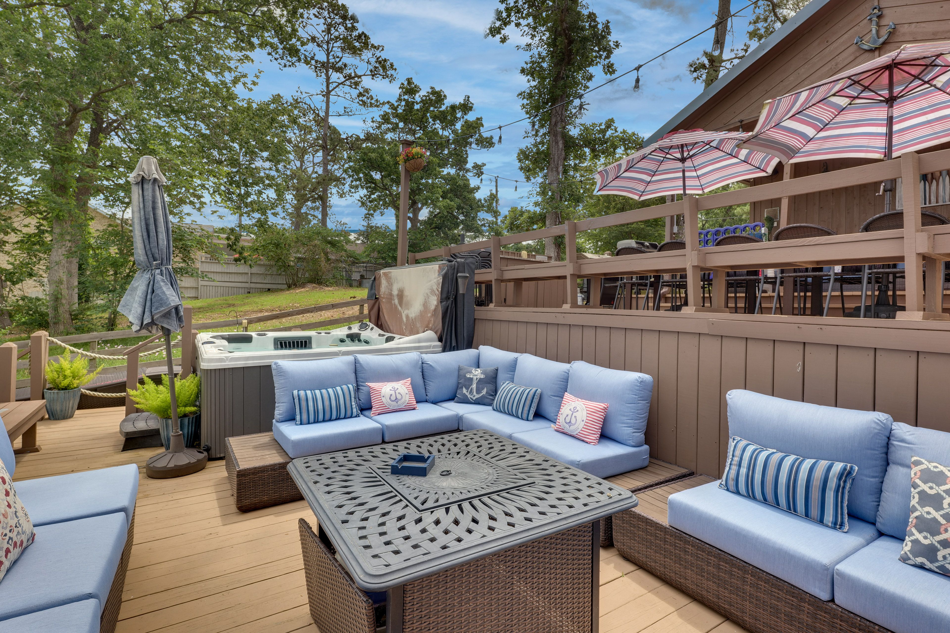 Spacious Deck | Hot Tub | Lots of Seating | Gas Fire Pit Table