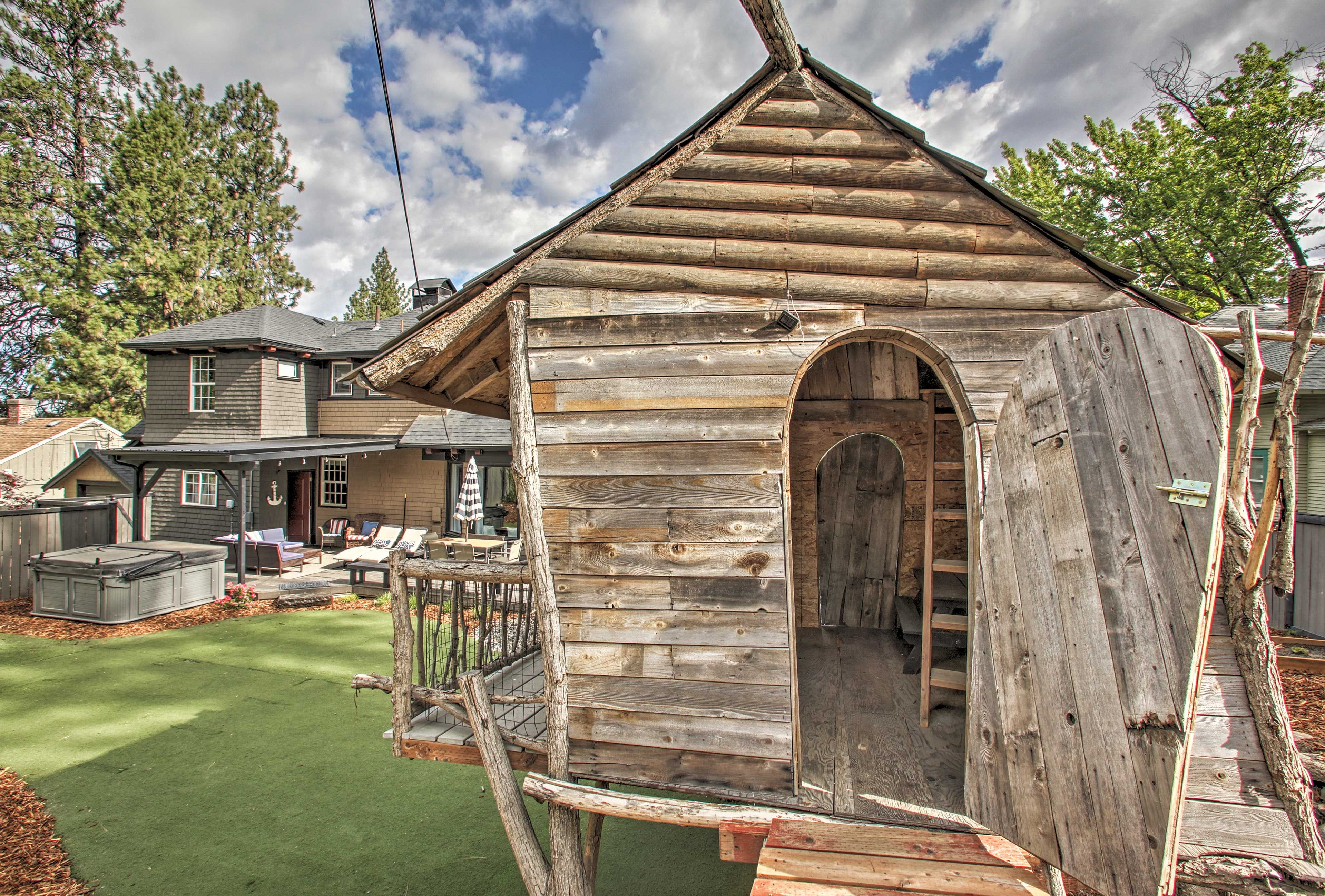 Treehouse