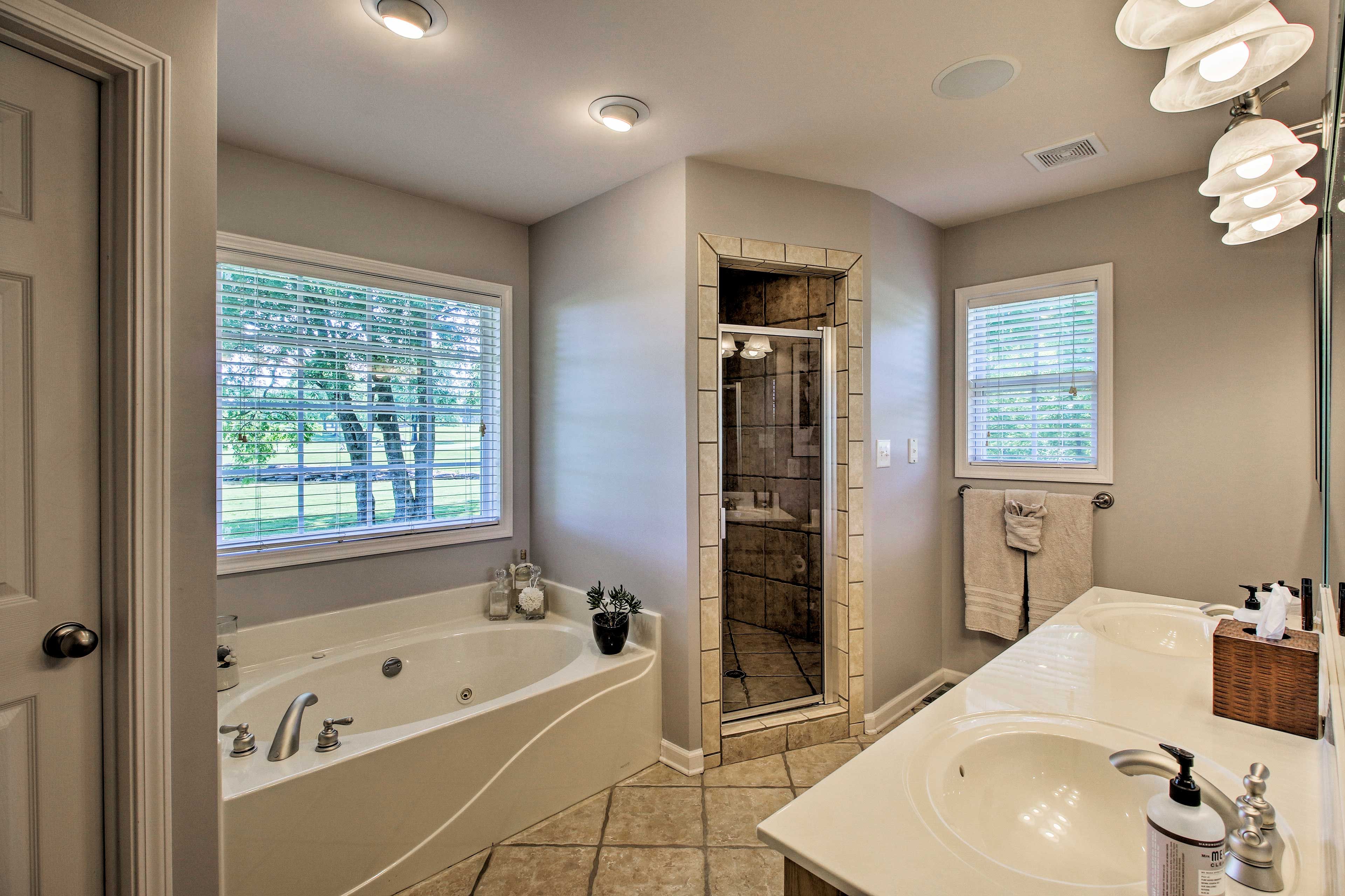En-Suite Bathroom