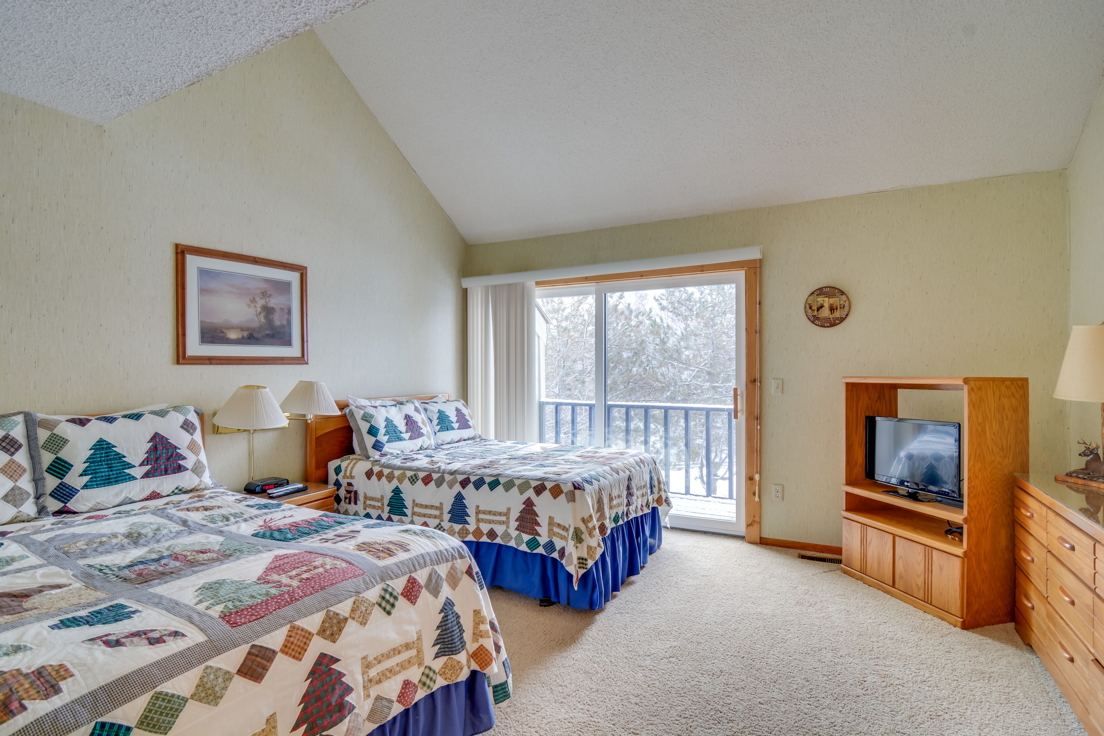 Bedroom 3 | 2 Full Beds | 2nd Floor