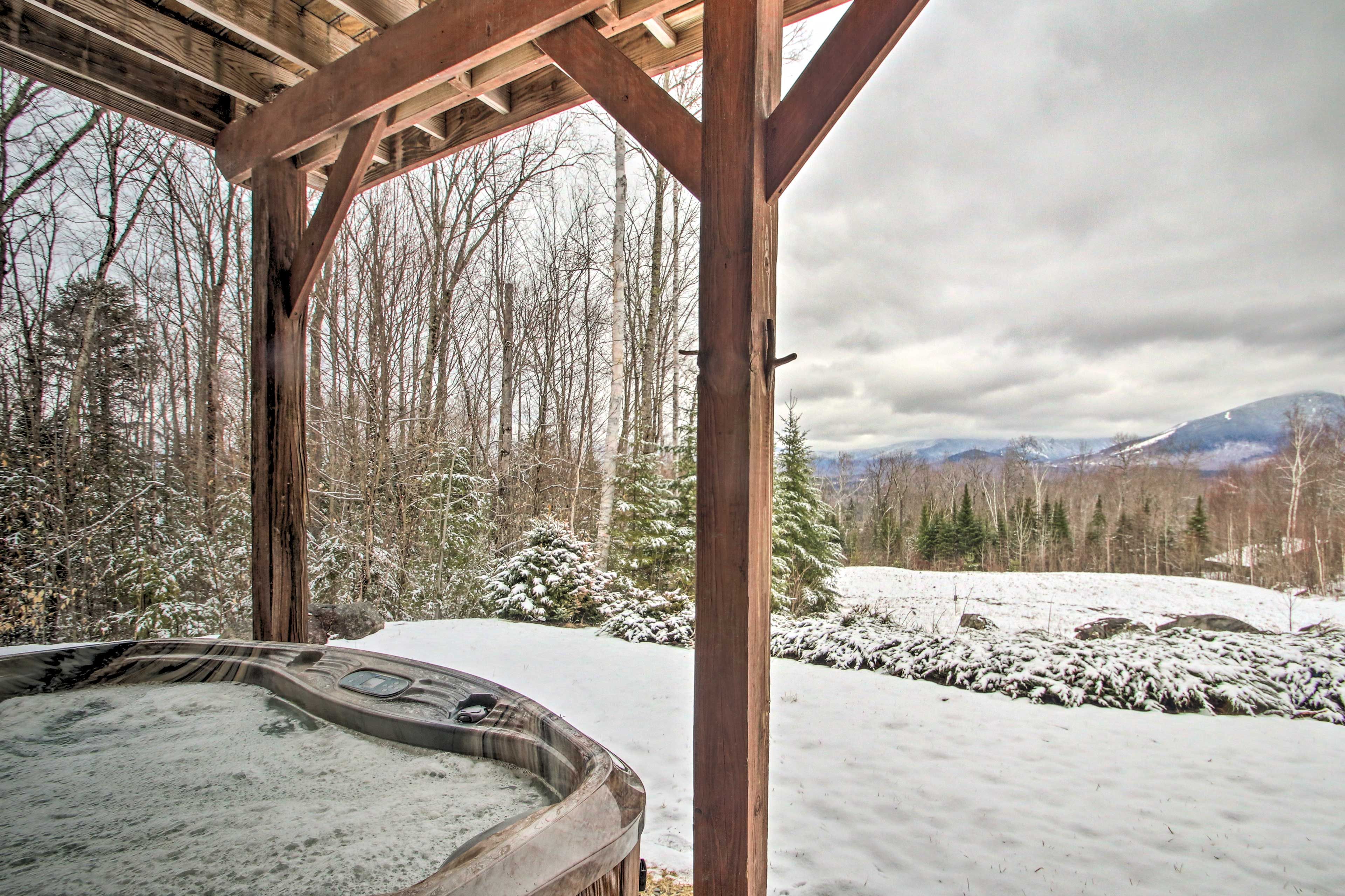 Private Hot Tub | Lower Level | Operational Sept-May