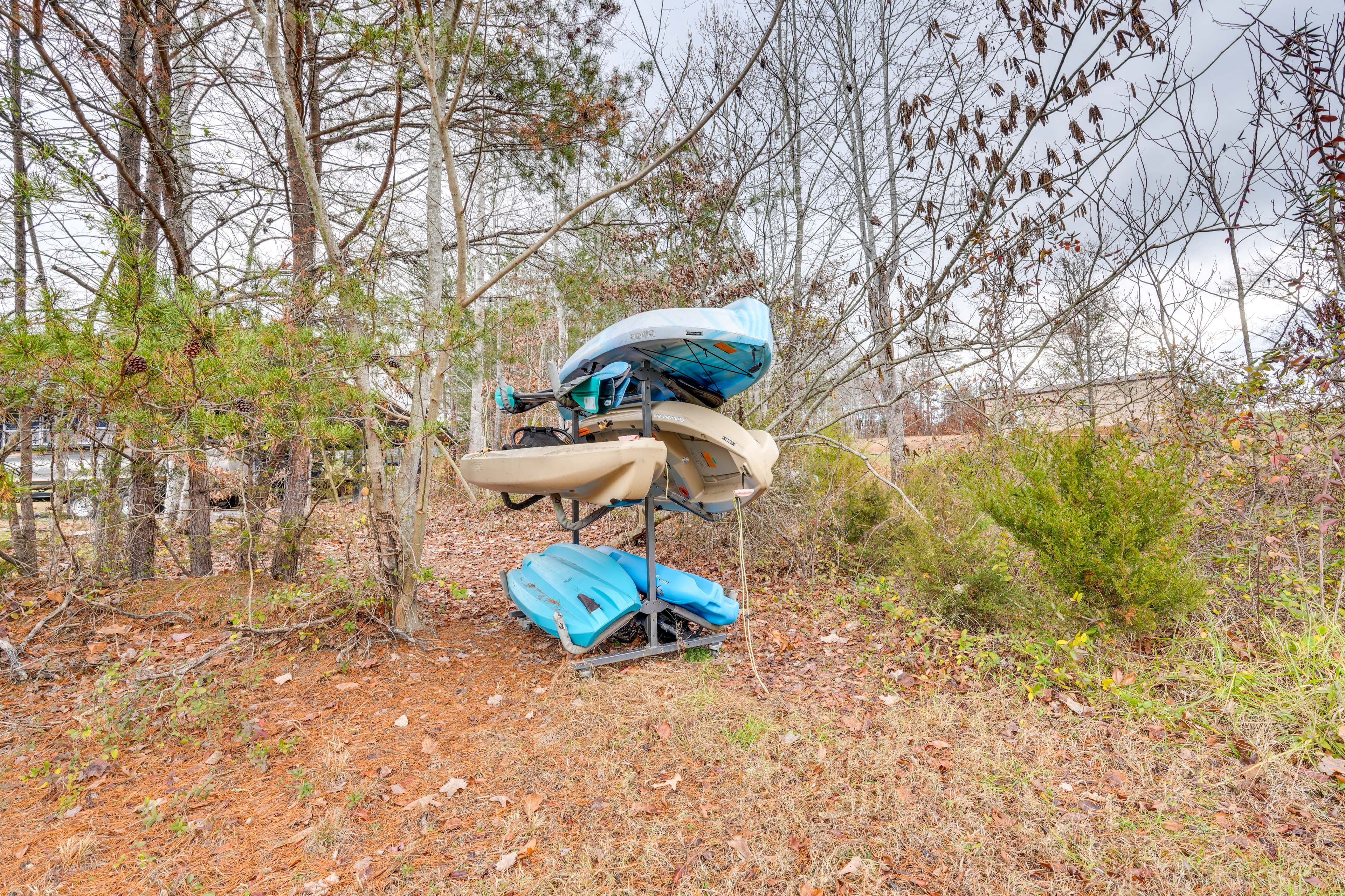 Kayaks & Paddleboard Provided