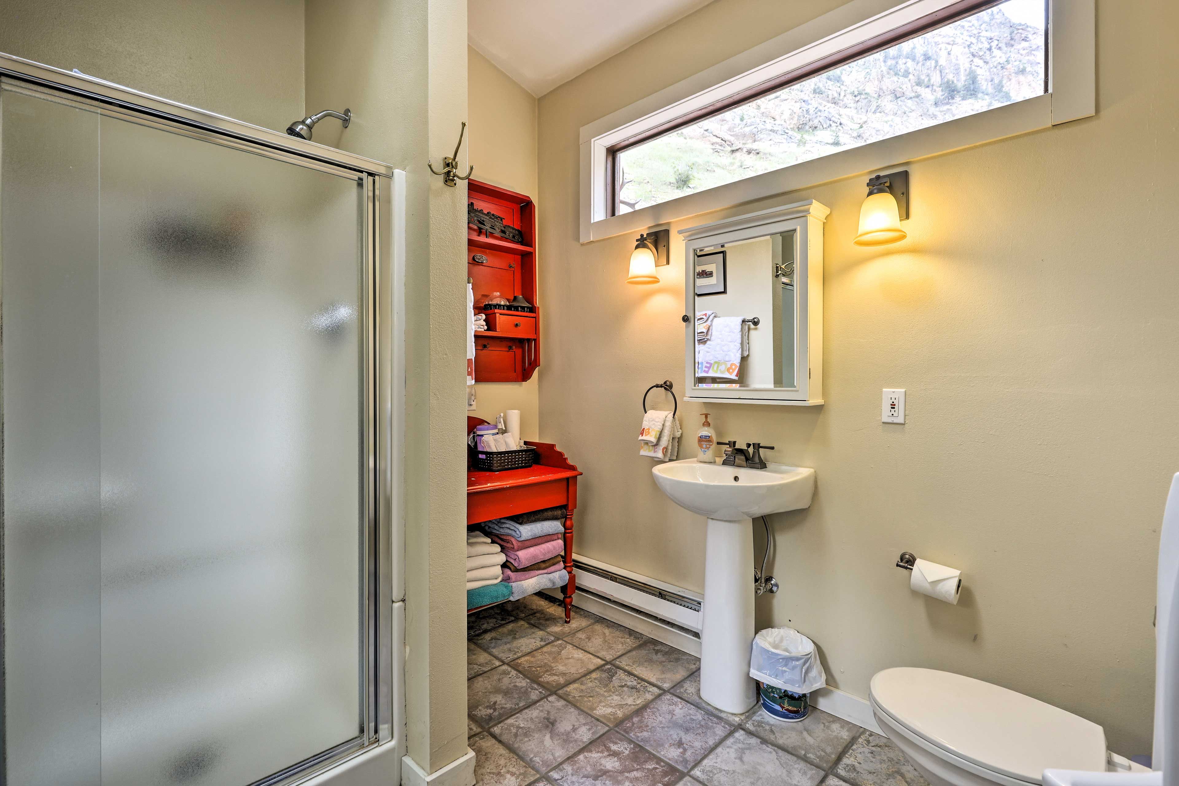 Full Bathroom