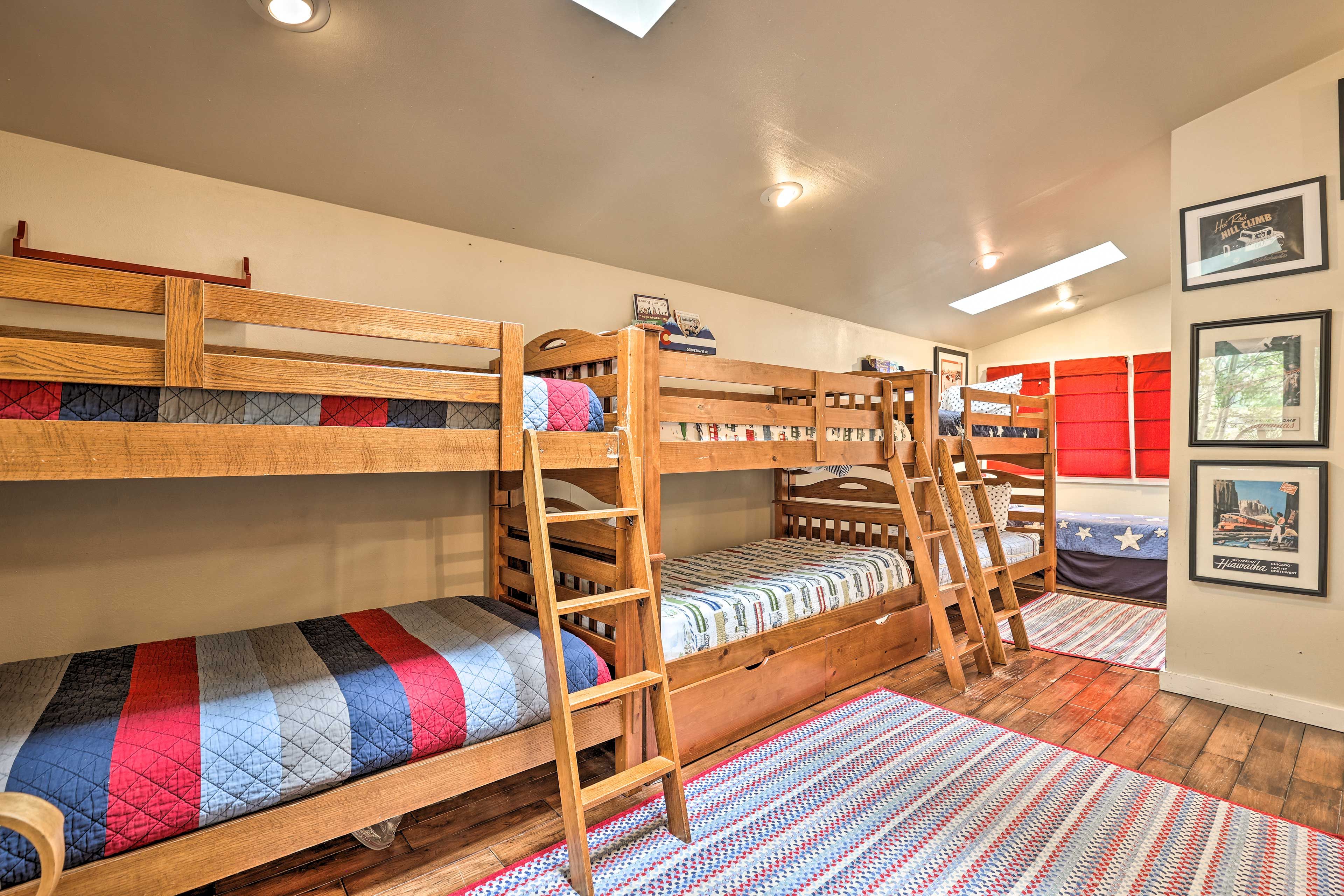 Bedroom 4 | 3 Twin Bunk Beds