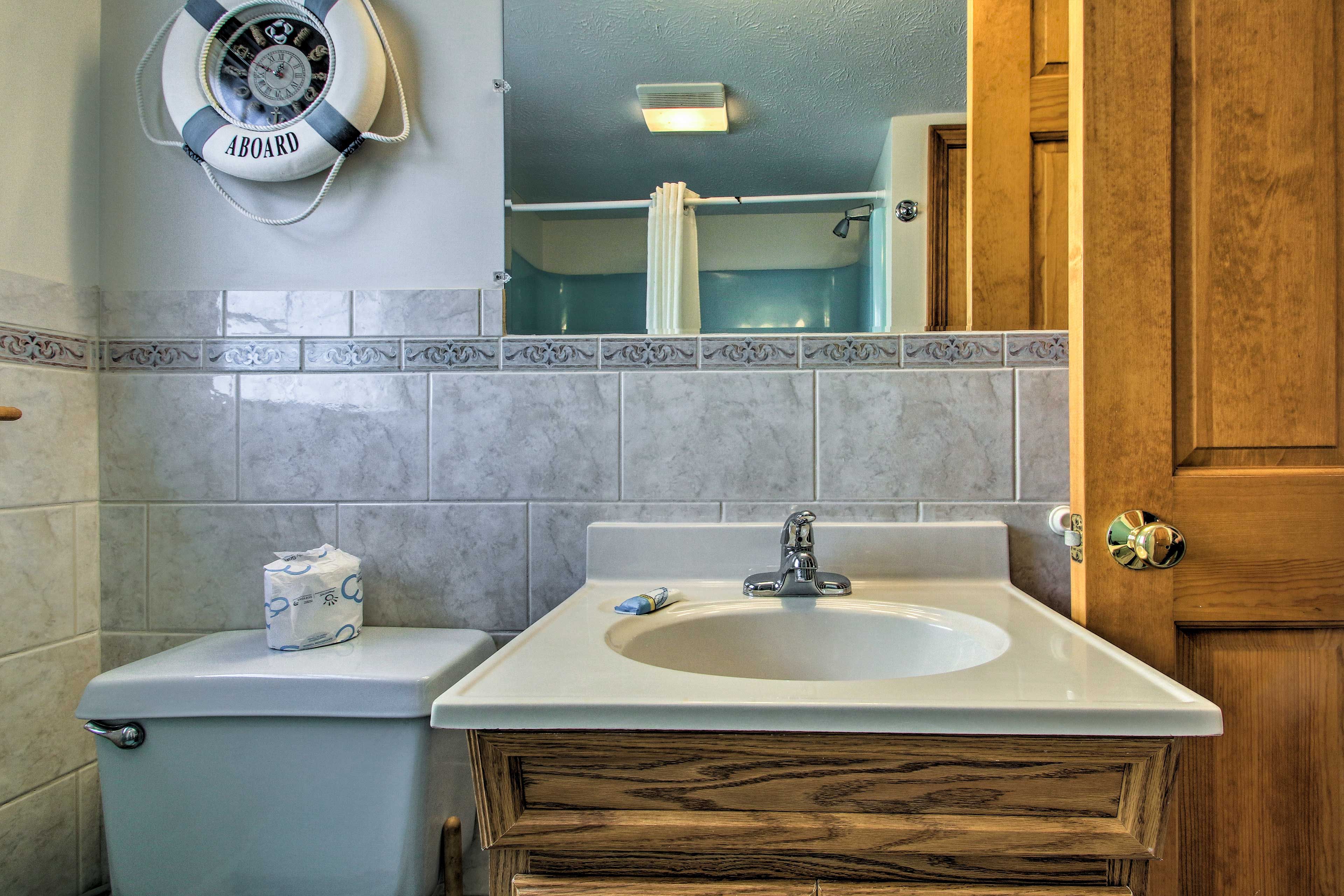 Full Bathroom