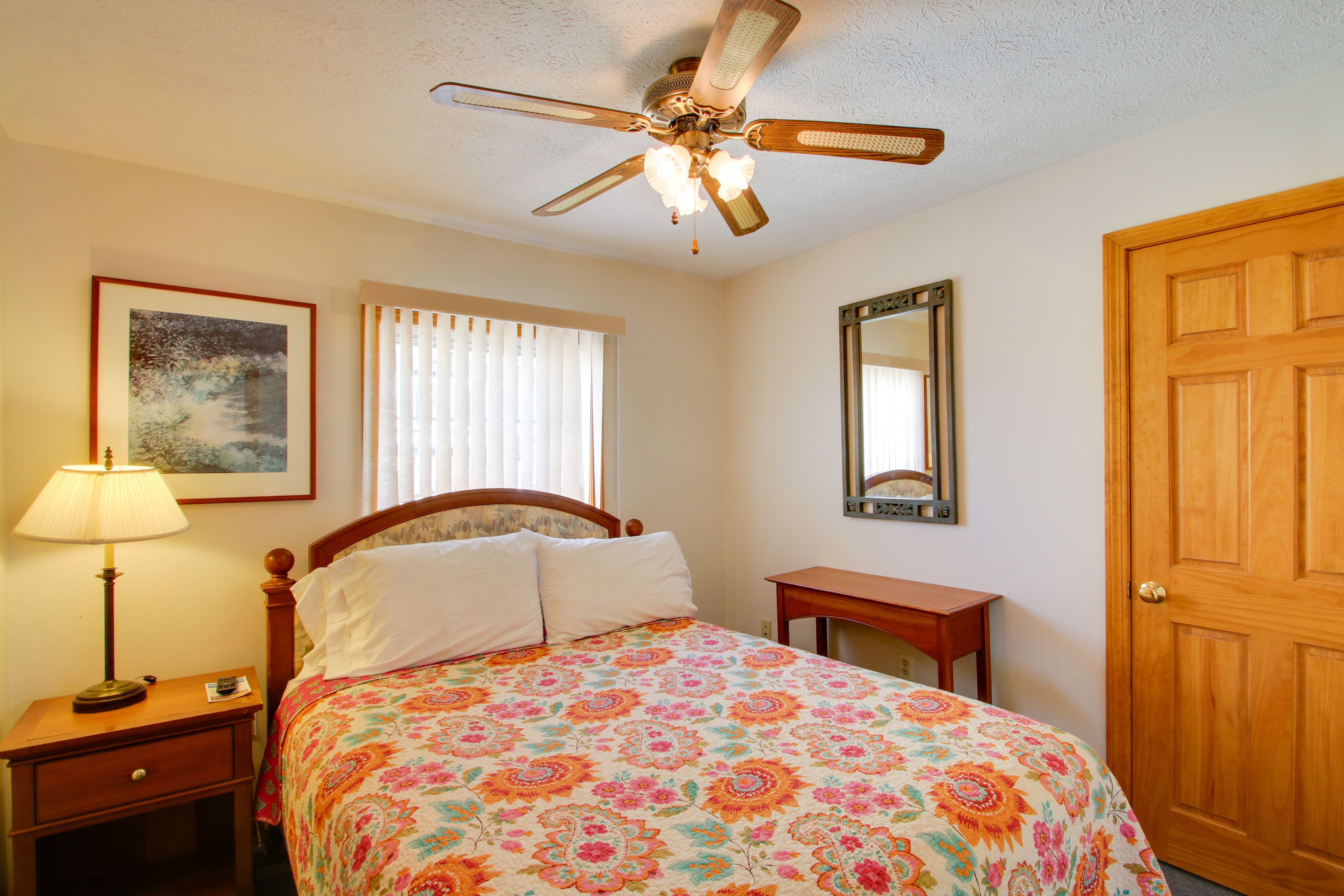 Bedroom 1 | Queen Bed | Linens Provided