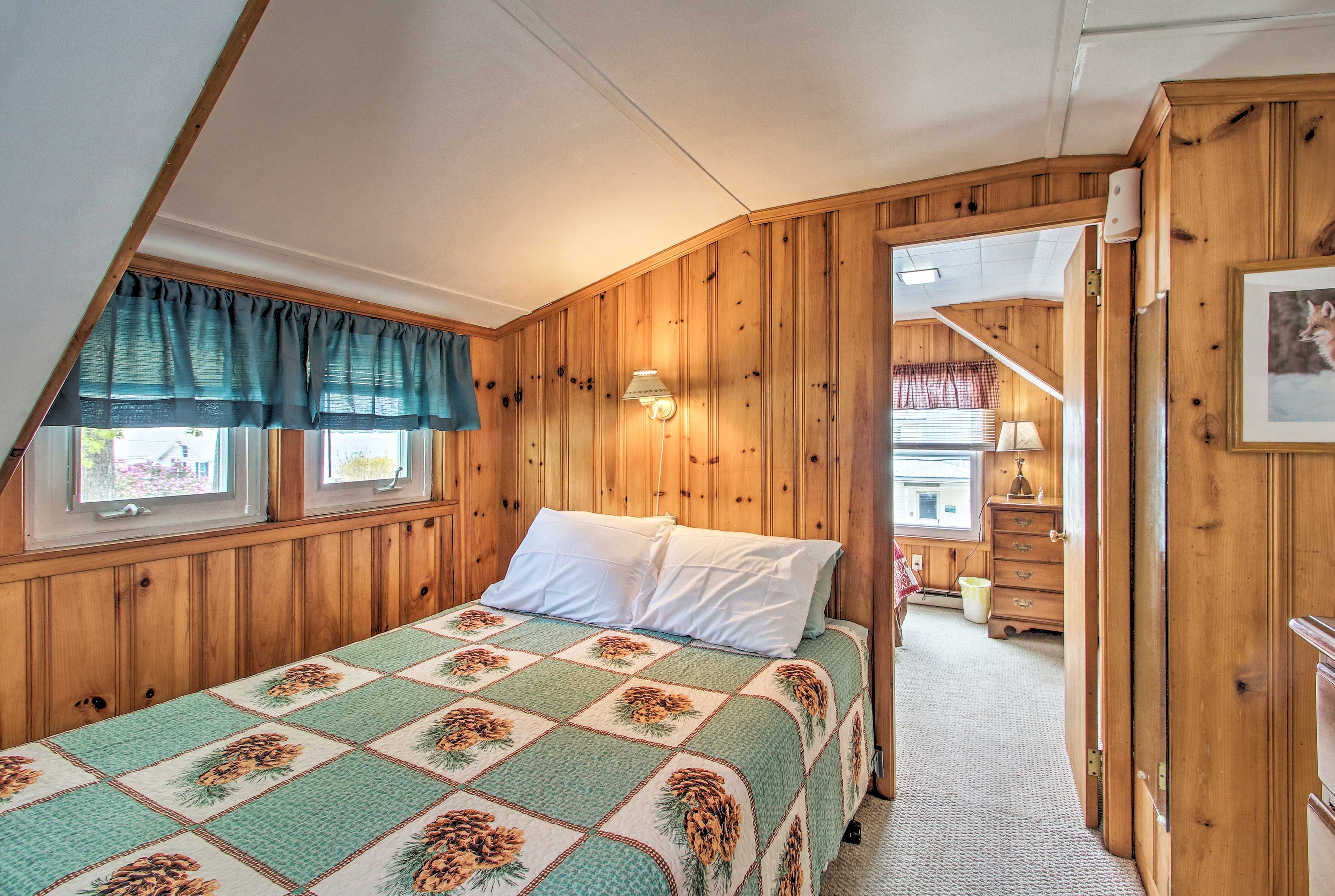 Bedroom 1 | Queen Bed | Twin Bed | Linens Provided | A/C Unit