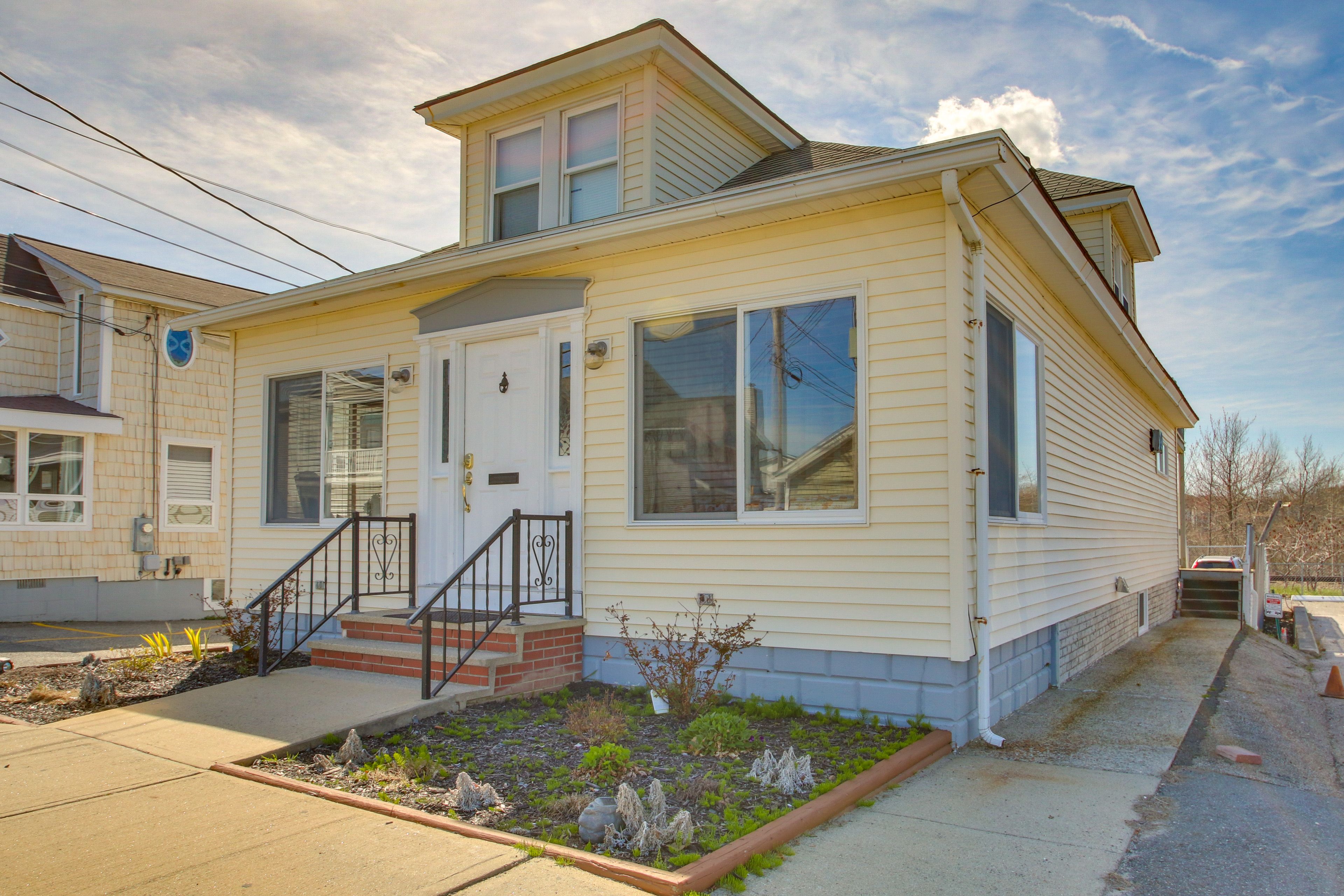 Parking | Reserved Lot (2 Vehicles)