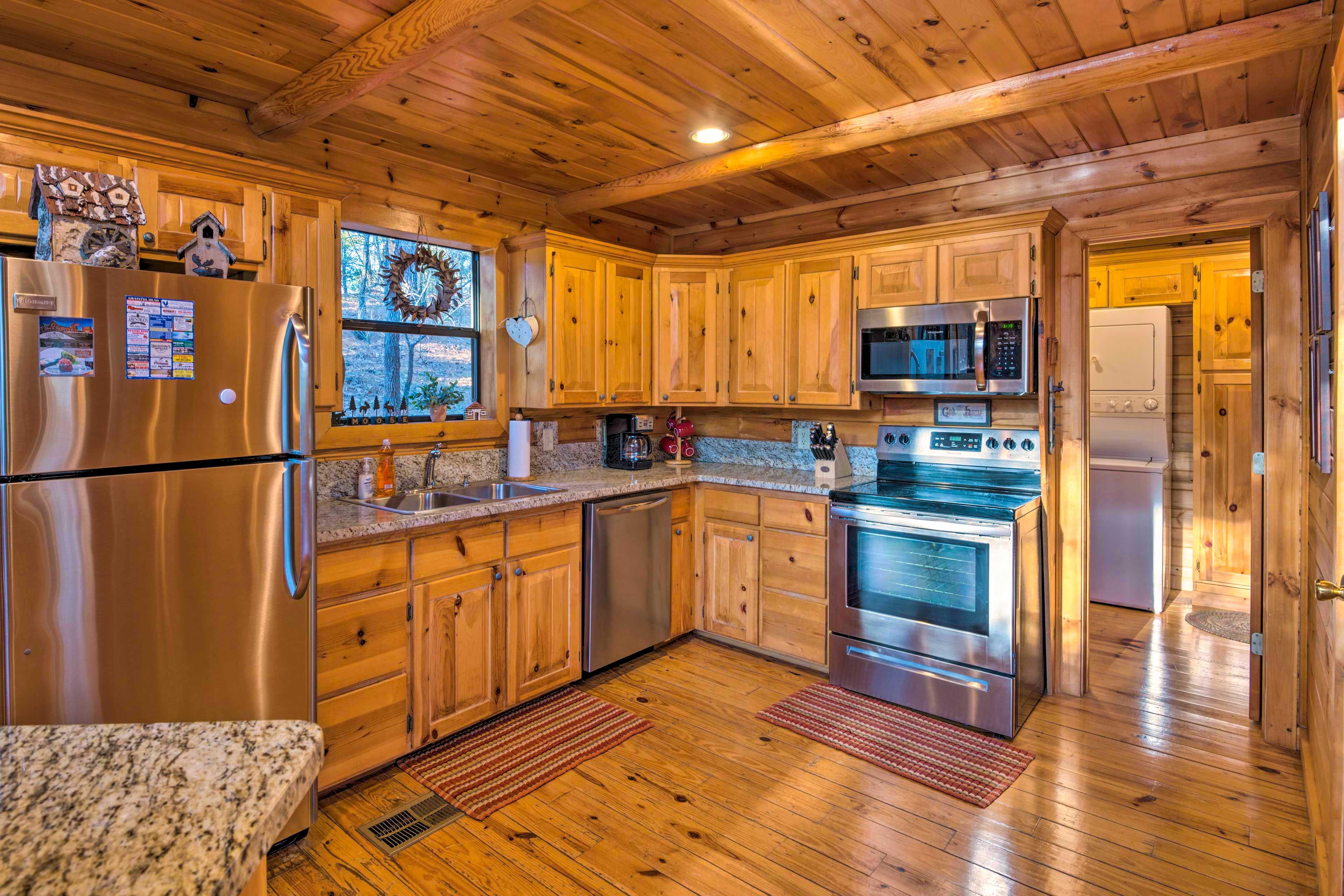 Prepare a 5-star feast with the stainless steel appliances.