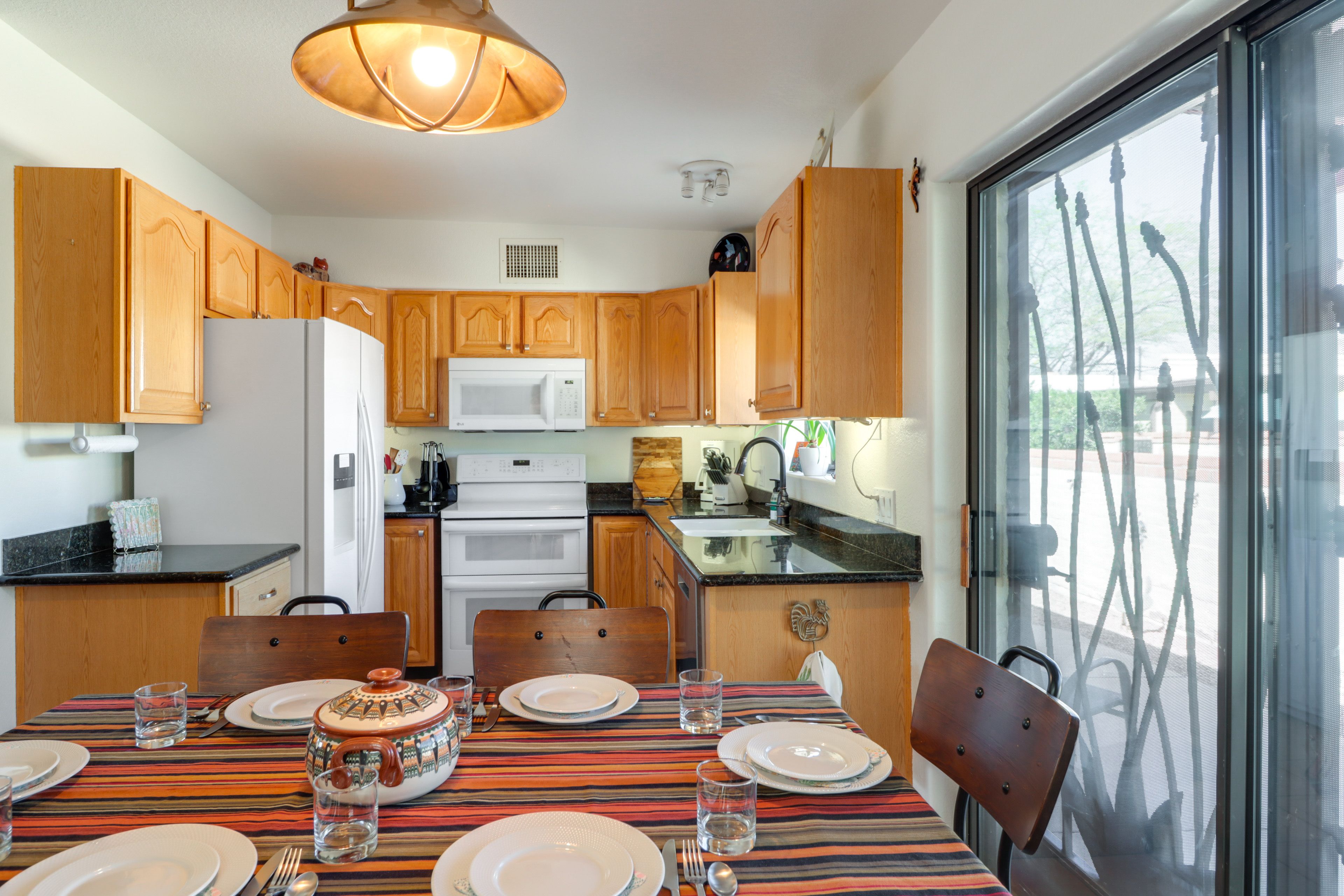 Dining Space | Dishware/Flatware