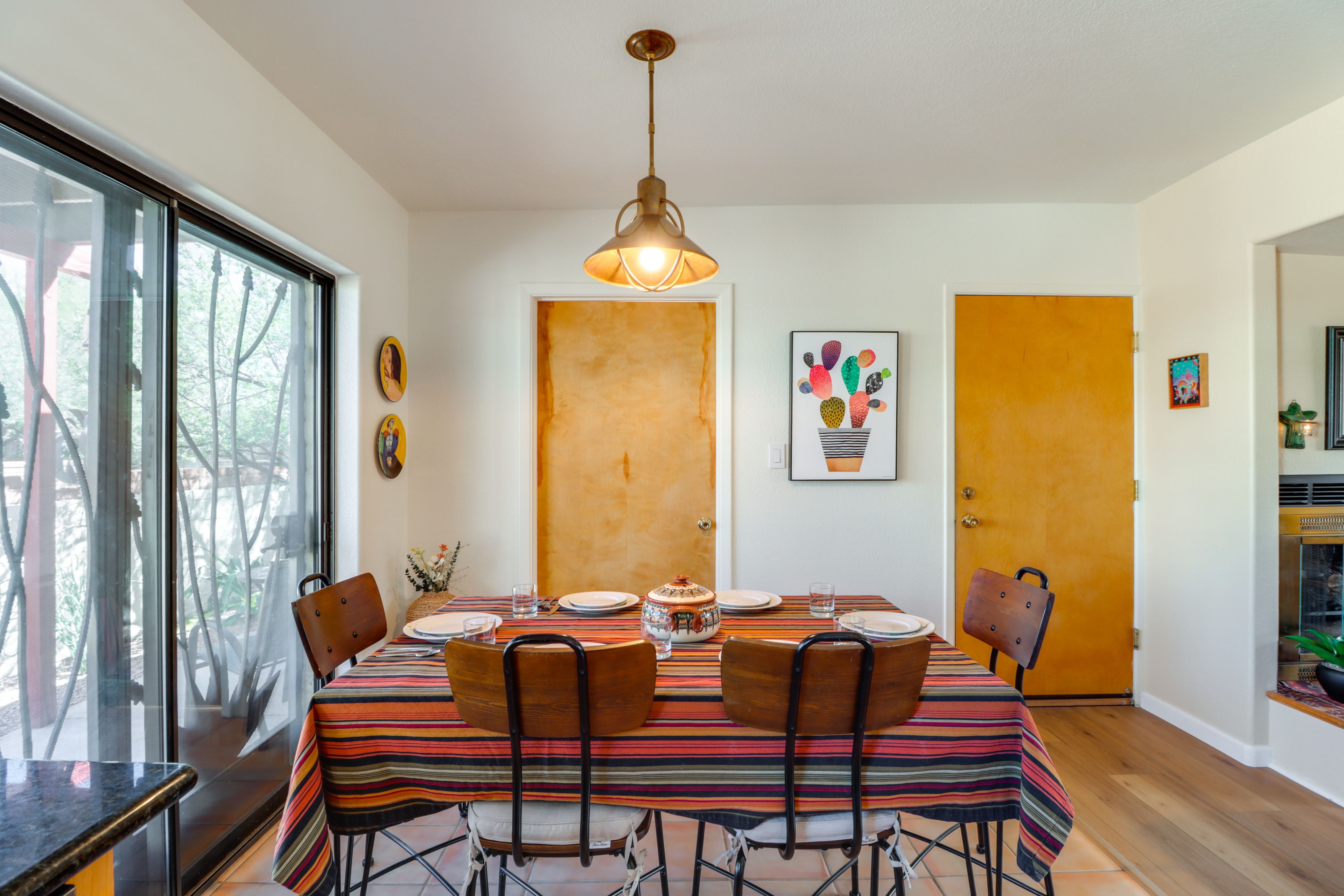 Dining Space | Dishware/Flatware