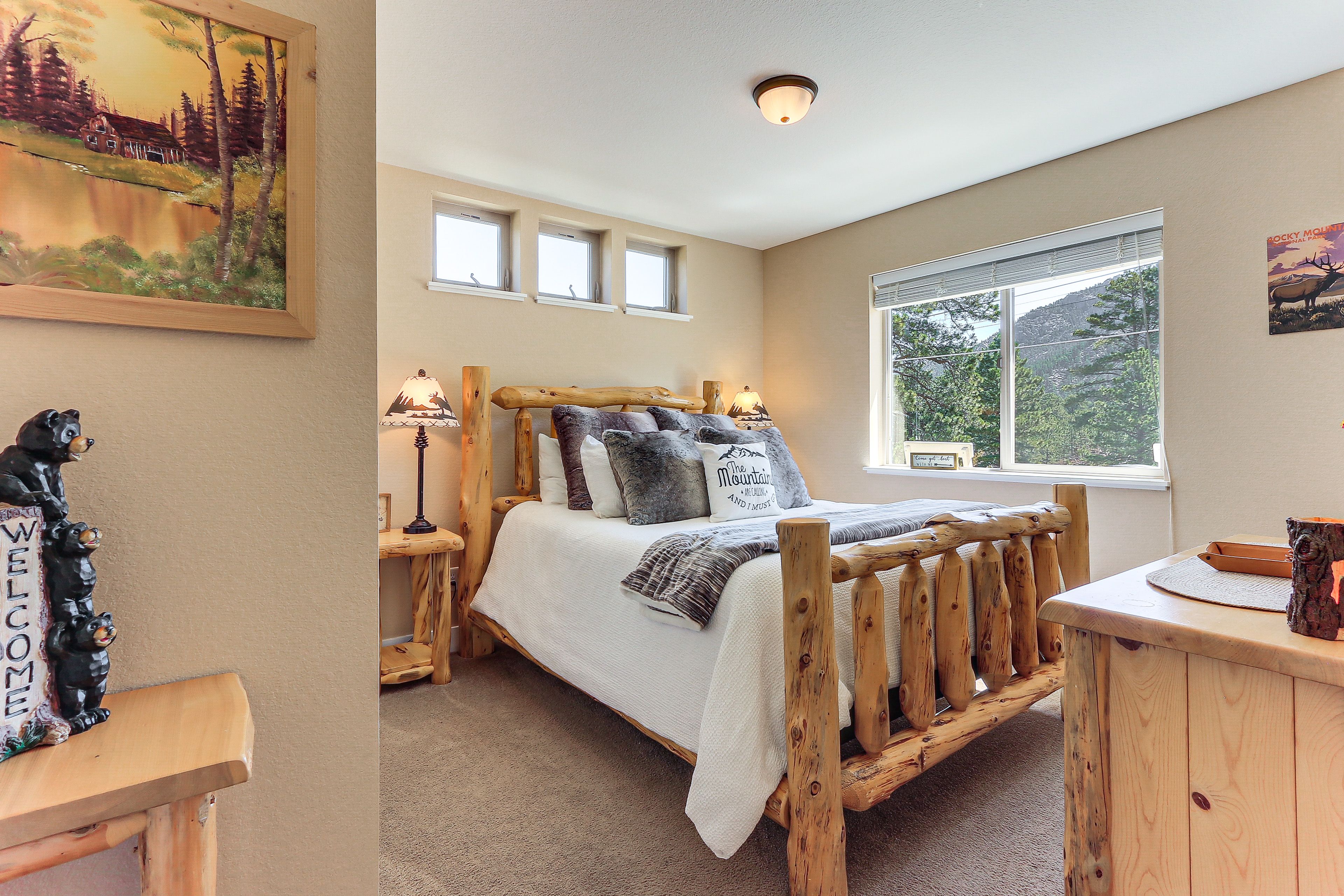 Bedroom 2 | Queen Bed