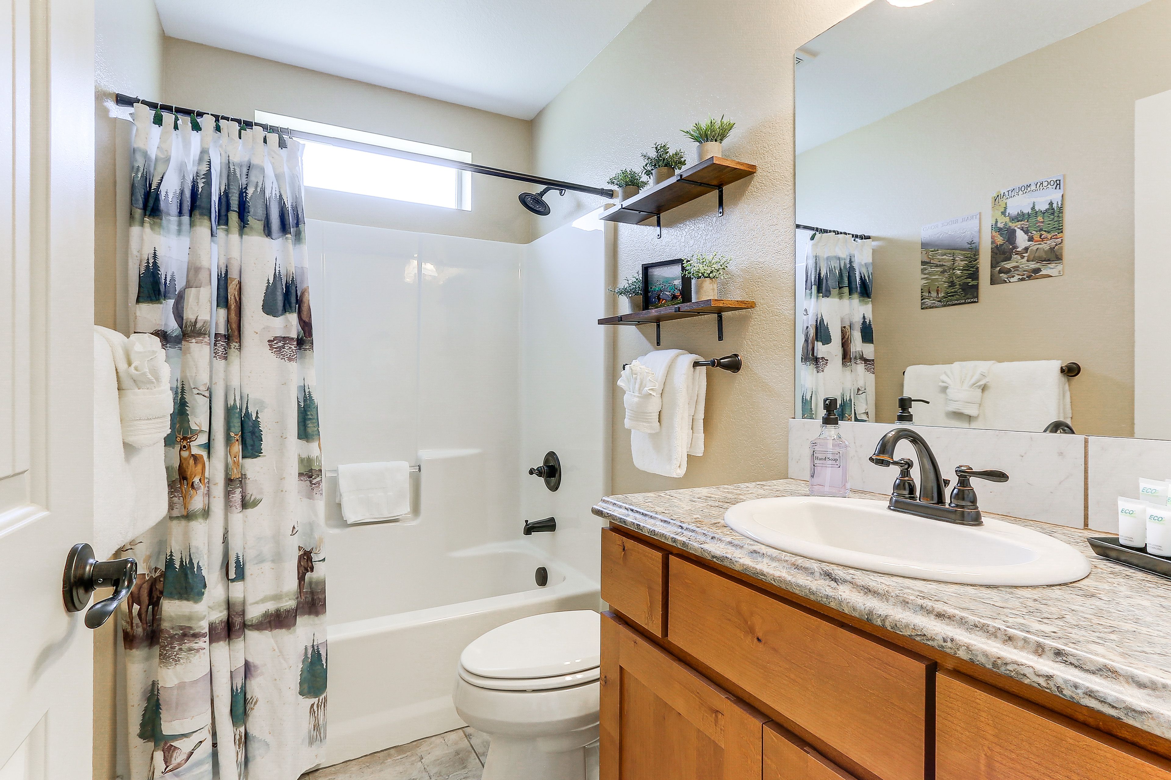 Full Bathroom
