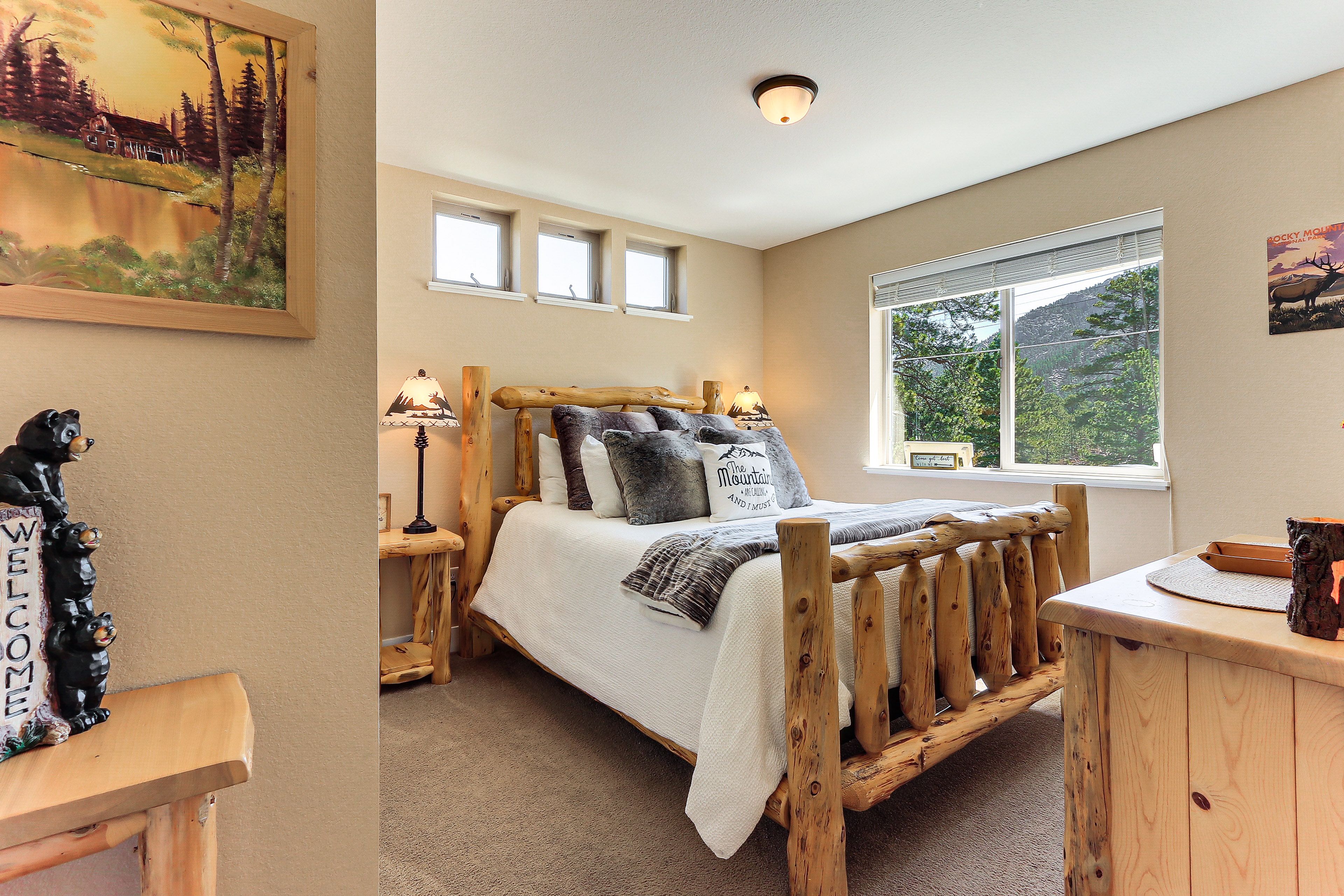 Bedroom 2 | Queen Bed