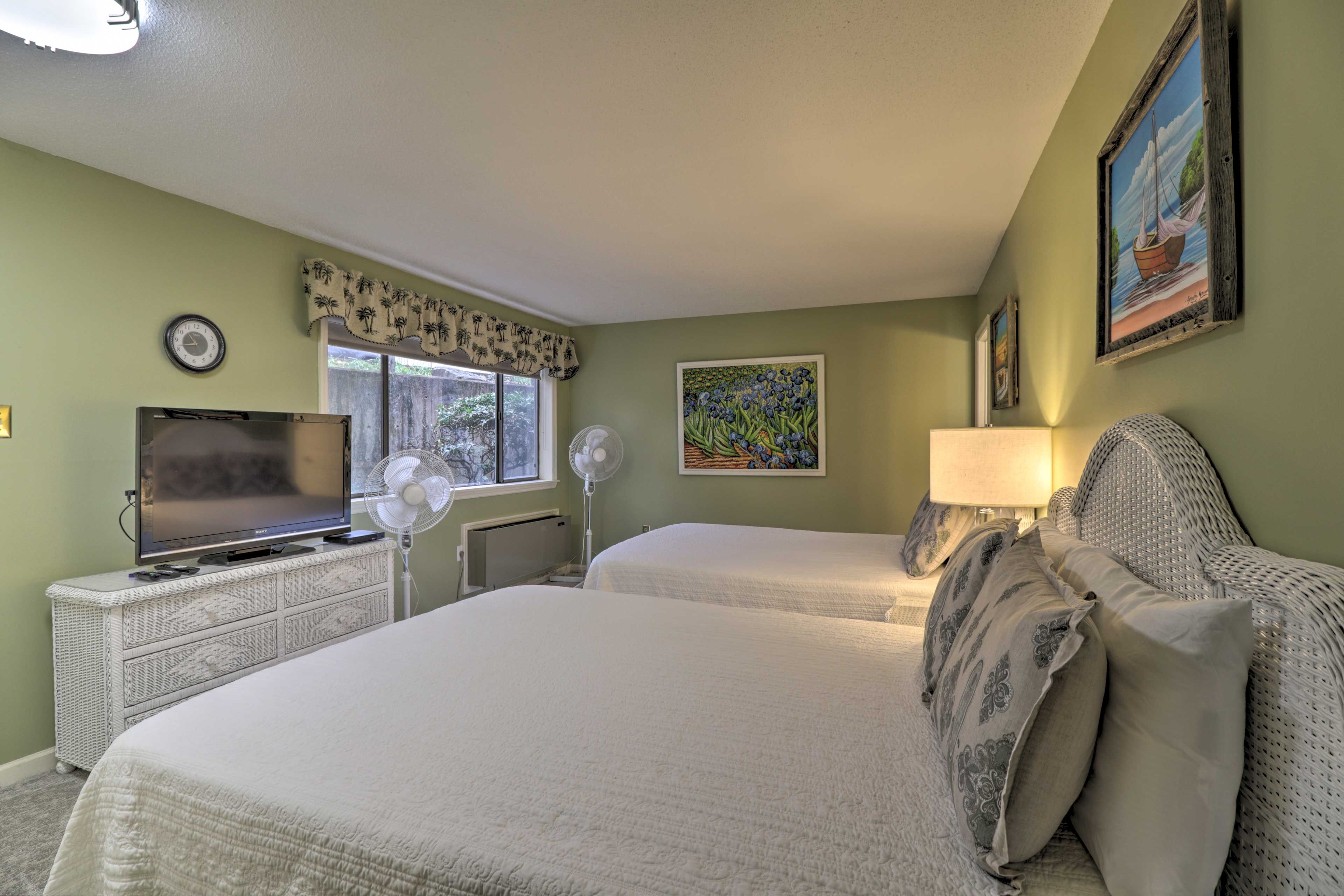 Bedroom 2 | 2 Queen Beds