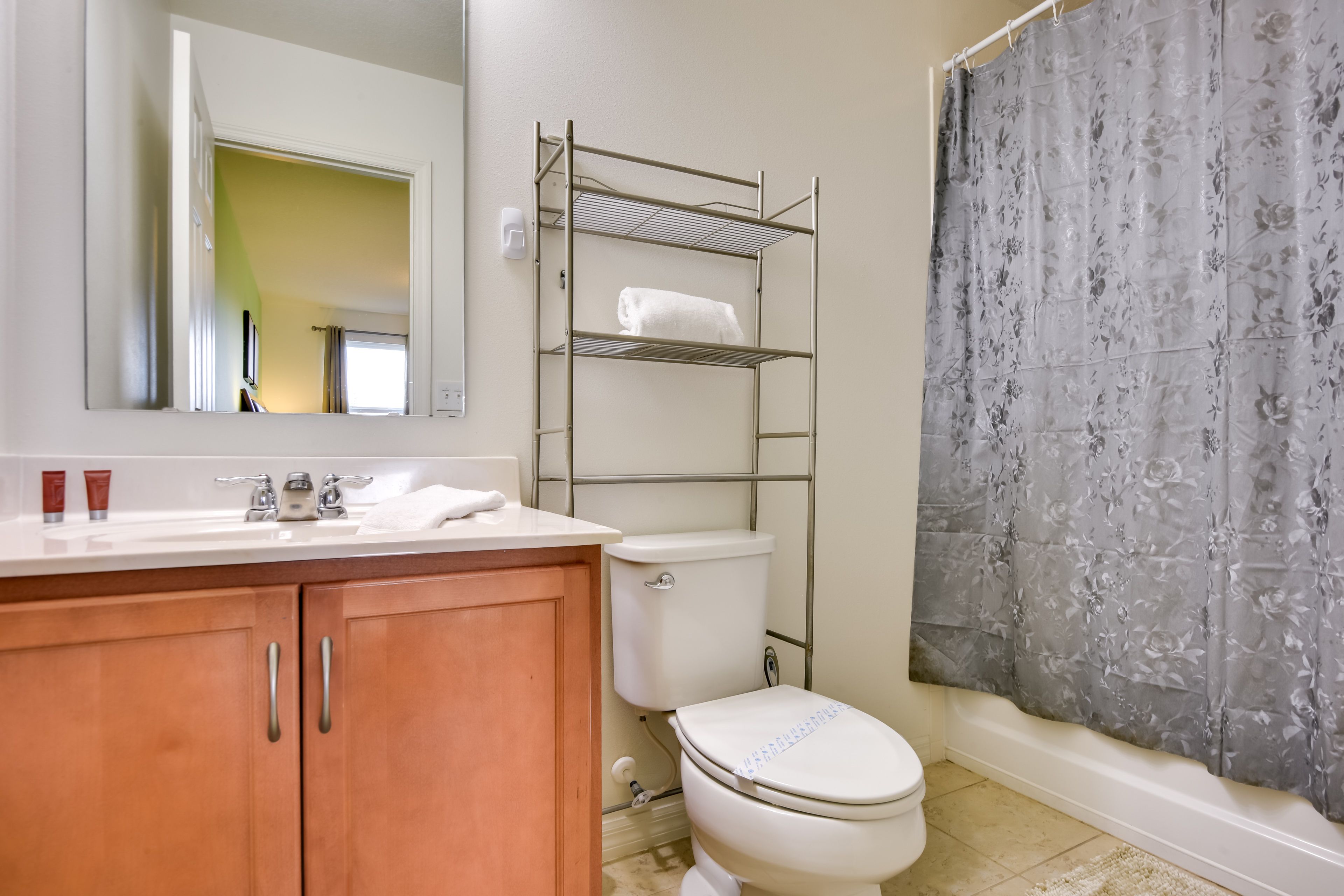 Bathroom | Towels Provided