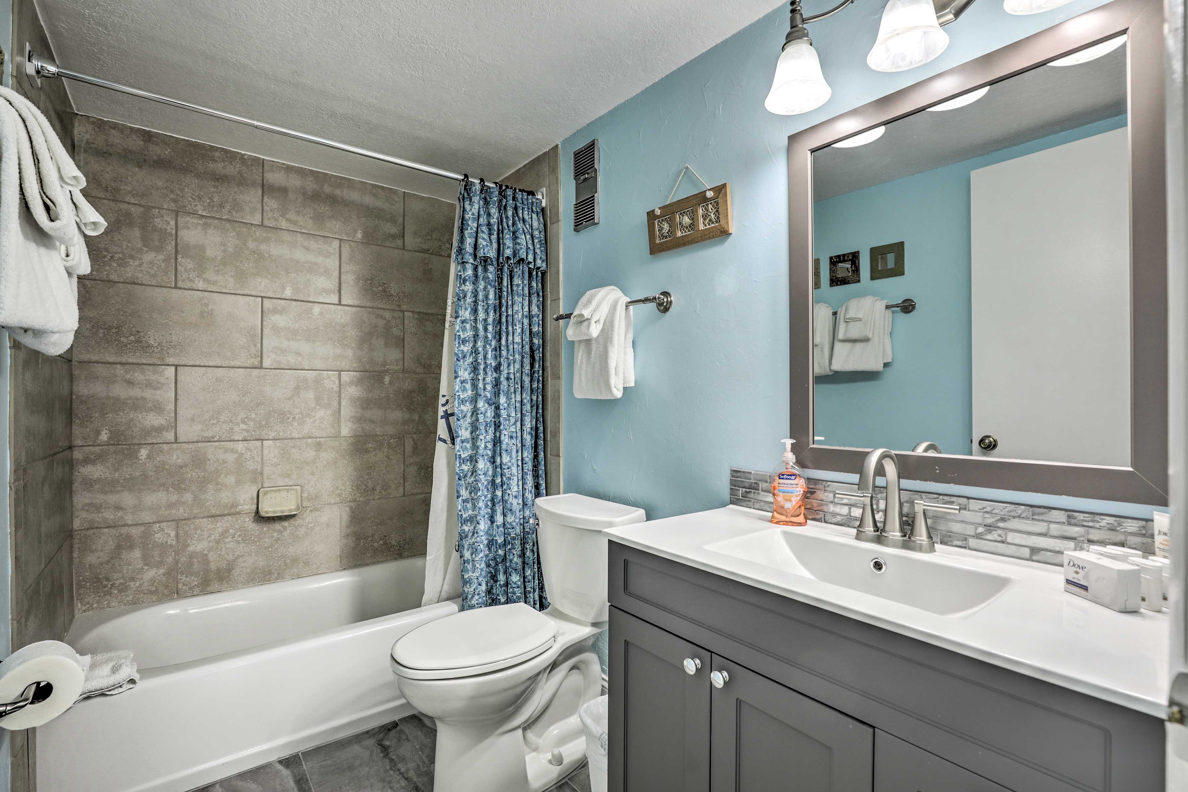 Full Bathroom